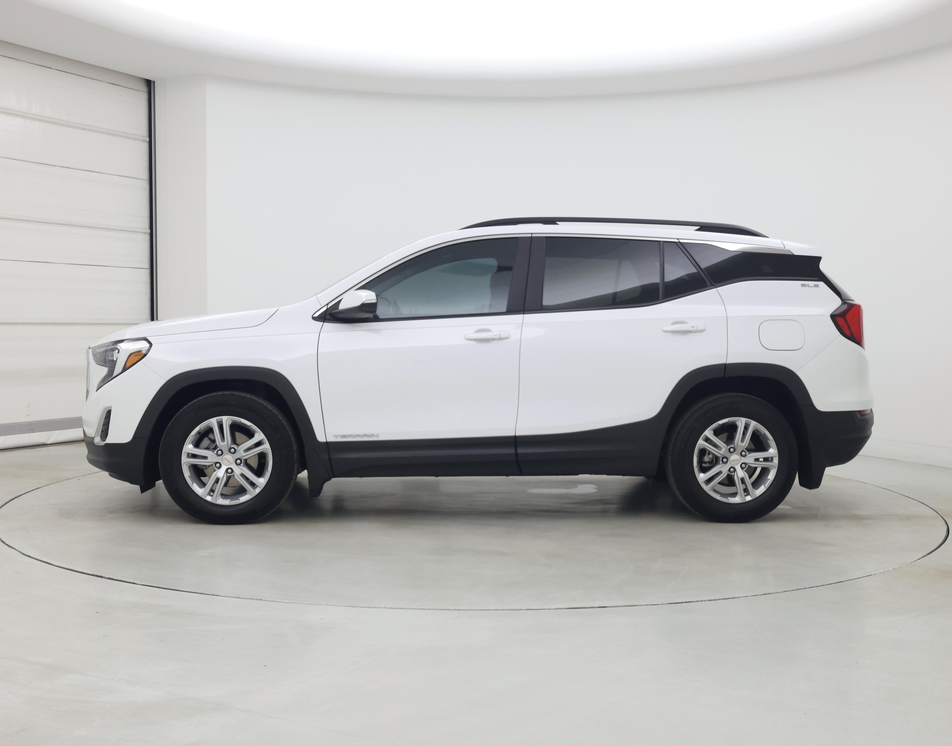 Thumbnail: 2021 GMC Terrain - 3