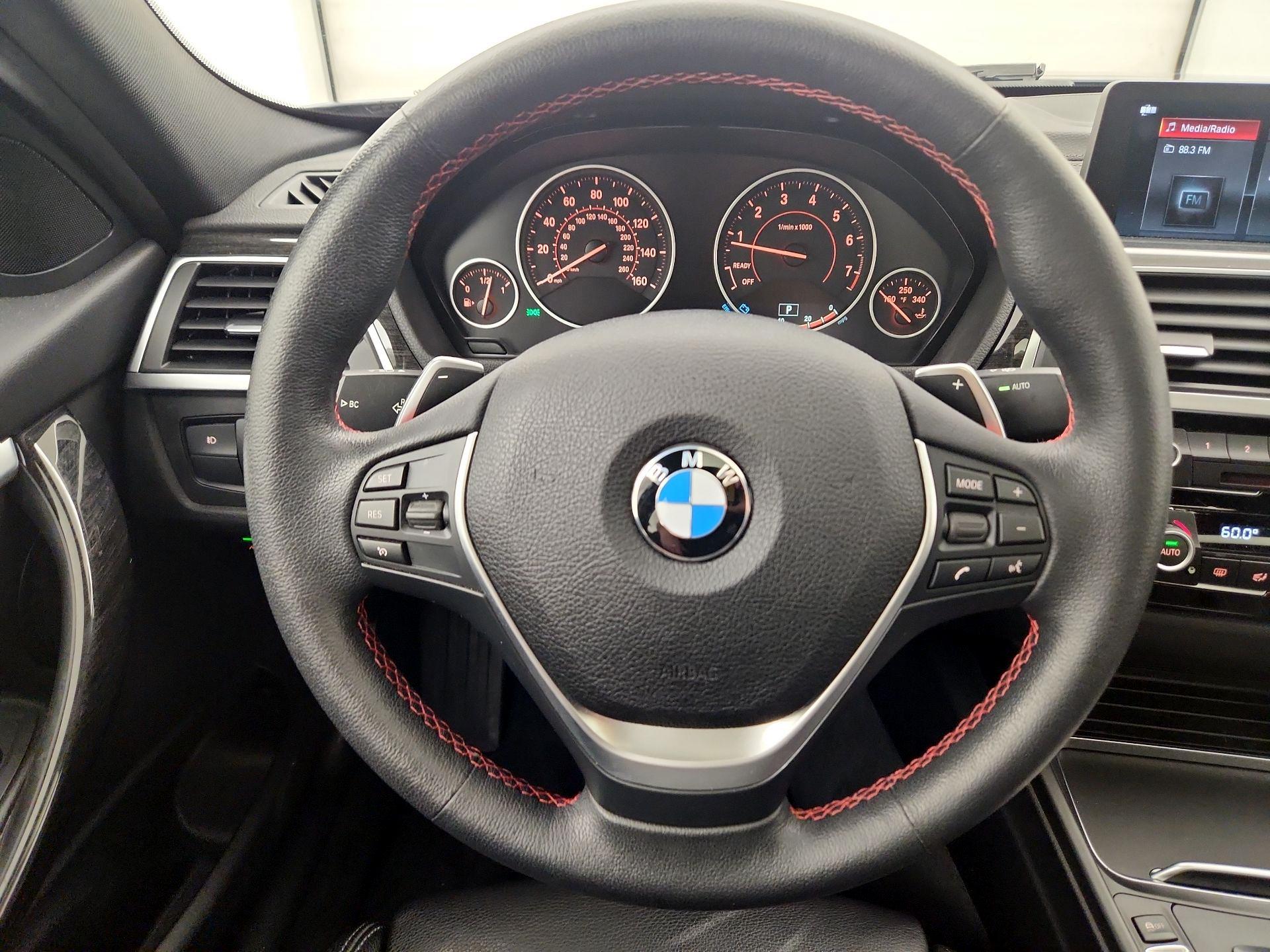 Thumbnail: 2018 BMW 3 Series - 10