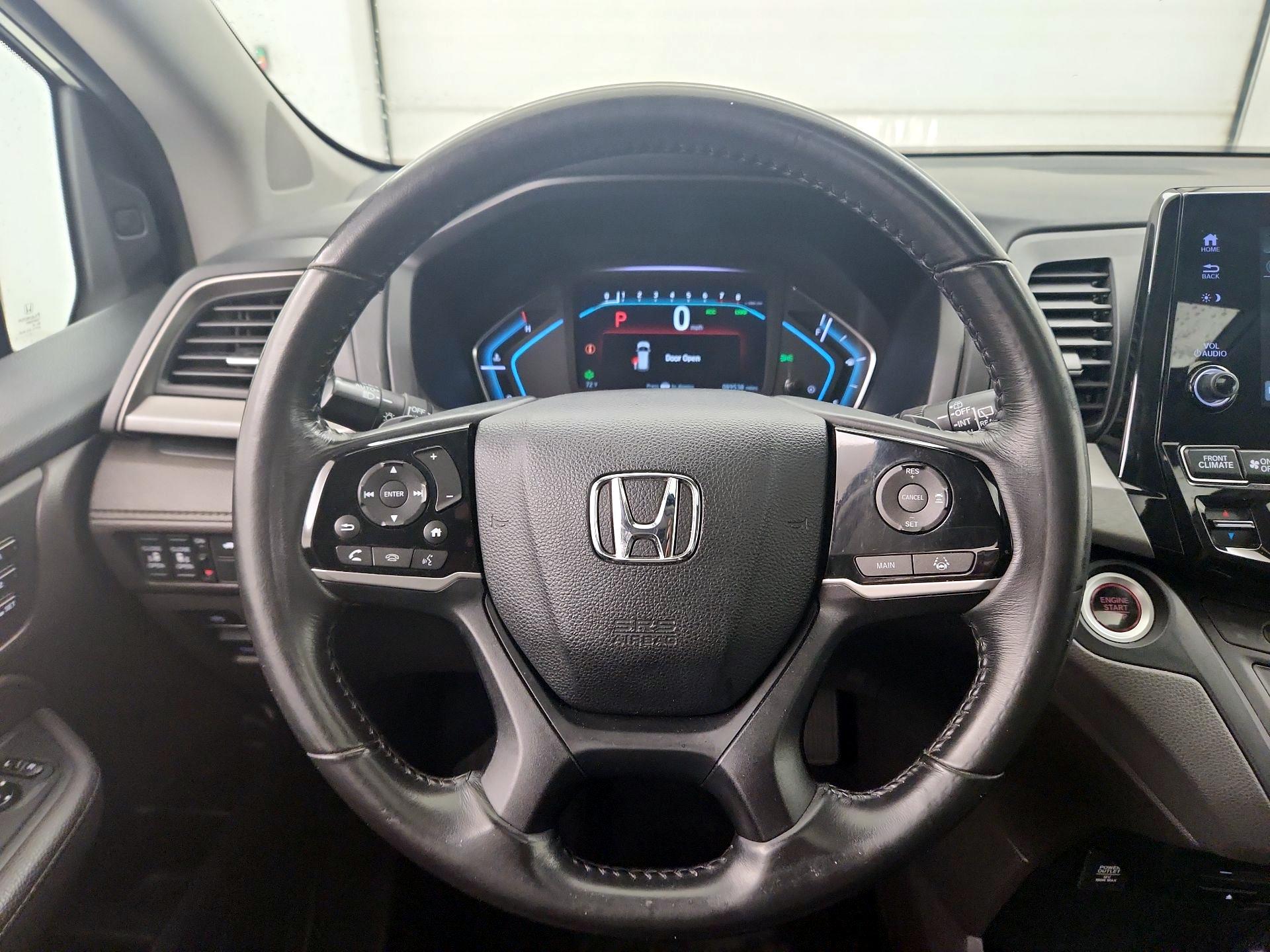 Thumbnail: 2018 Honda Odyssey - 10