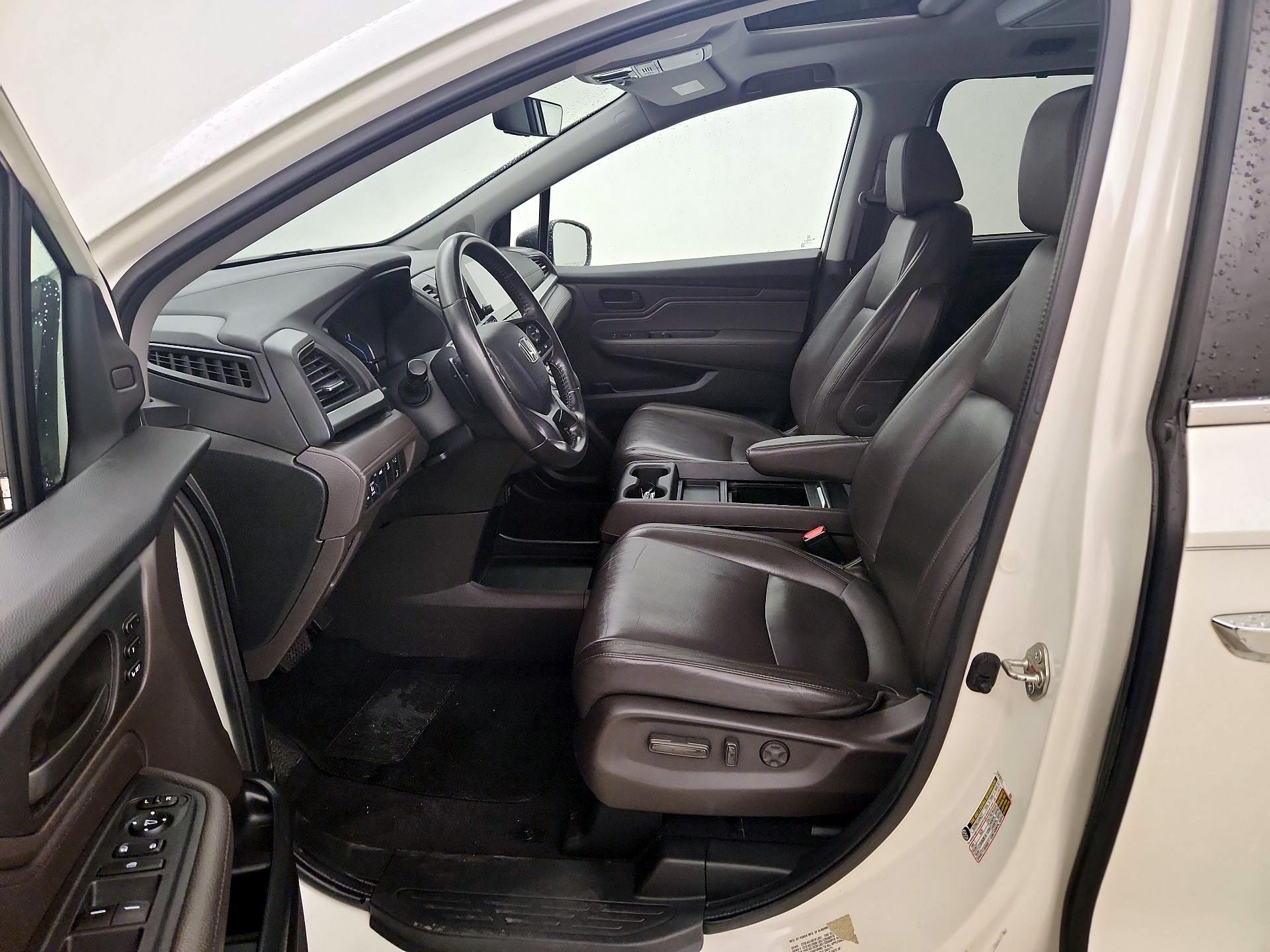 Thumbnail: 2018 Honda Odyssey - 11