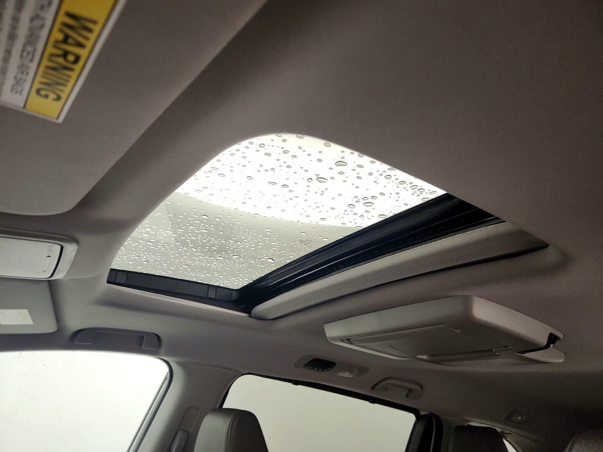 Thumbnail: 2018 Honda Odyssey - 19