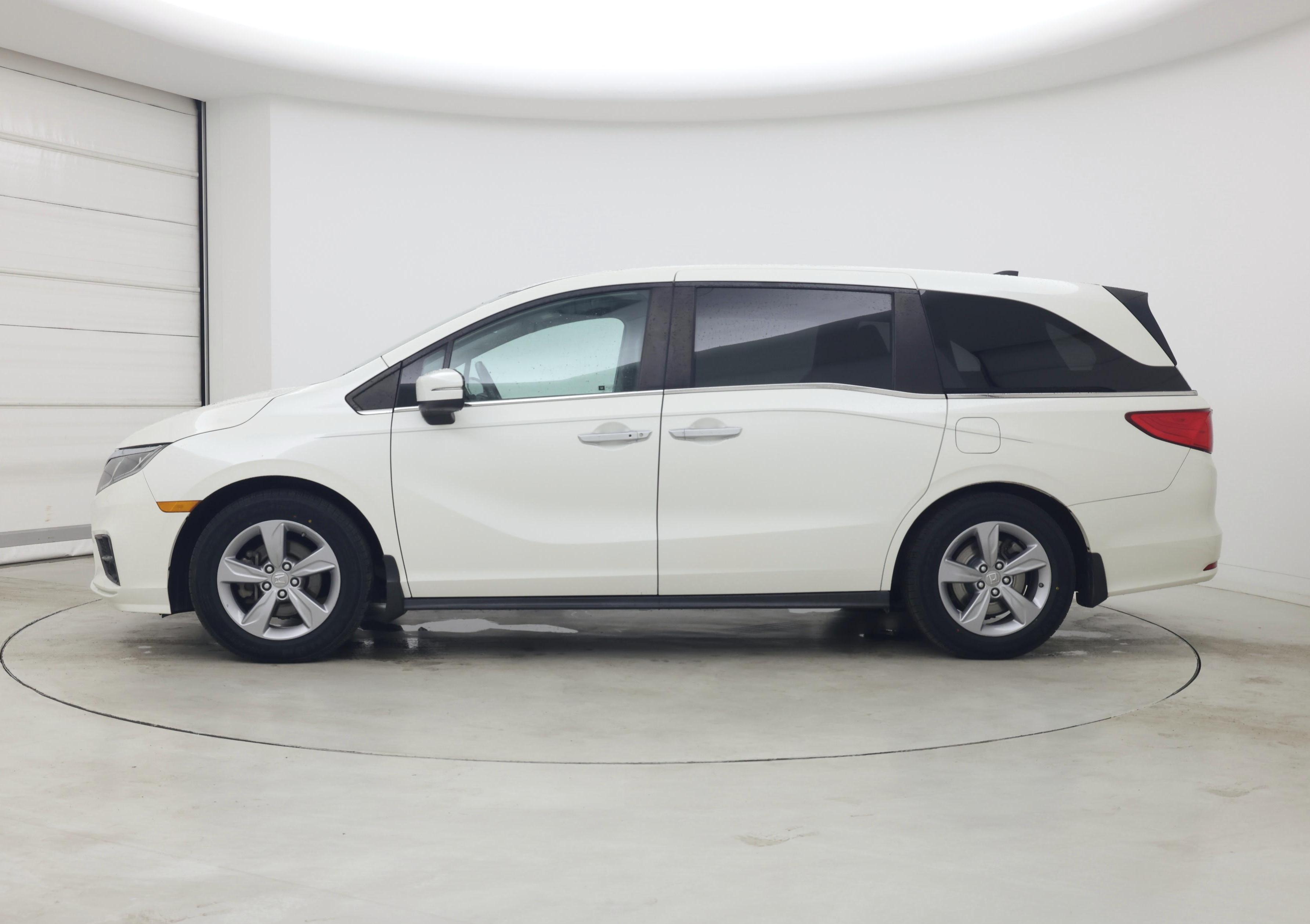 Thumbnail: 2018 Honda Odyssey - 3