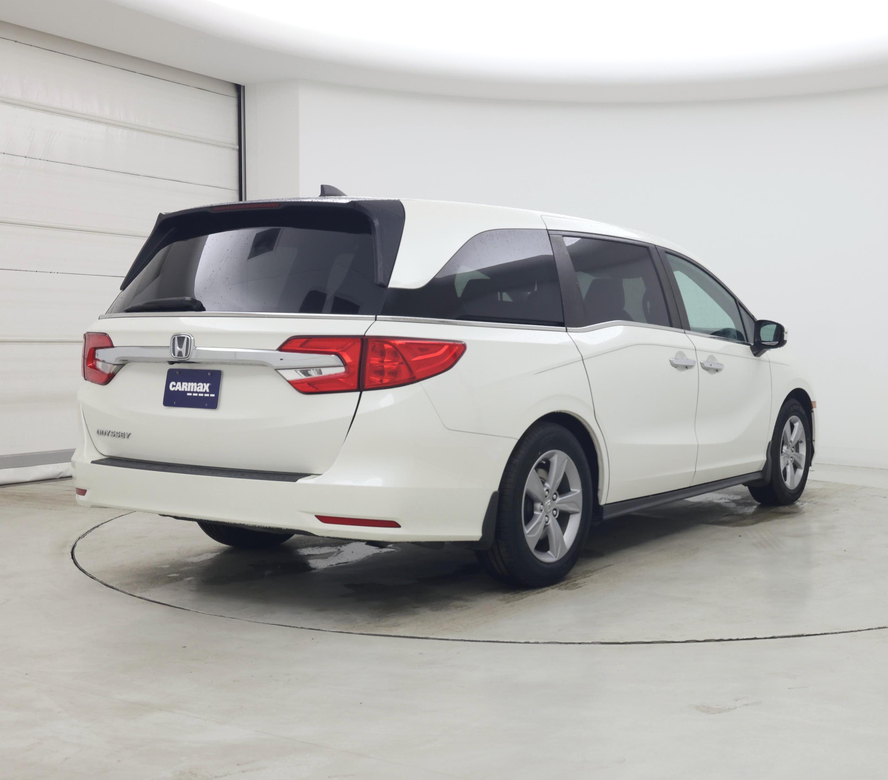 Thumbnail: 2018 Honda Odyssey - 8