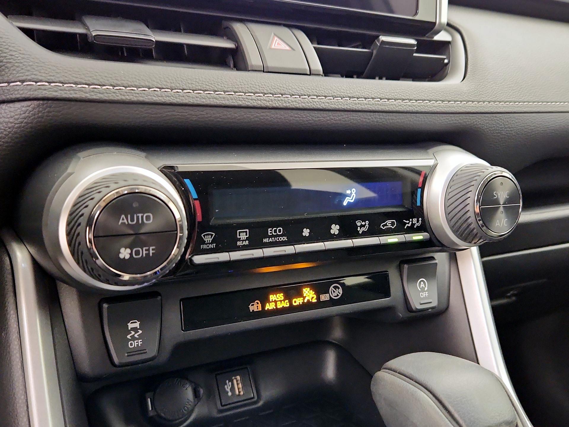 Thumbnail: 2023 Toyota RAV4 - 14