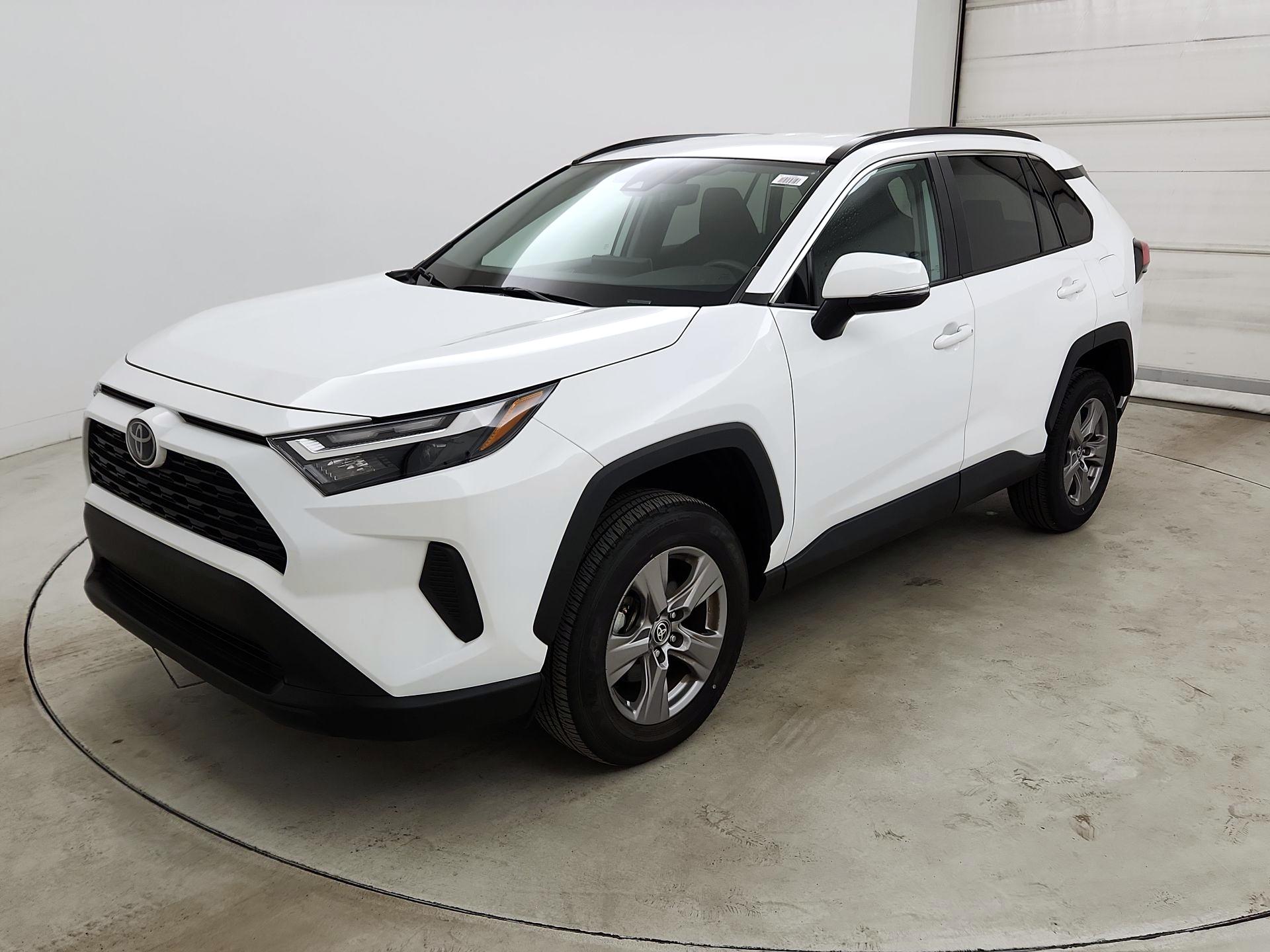 Thumbnail: 2023 Toyota RAV4 - 3