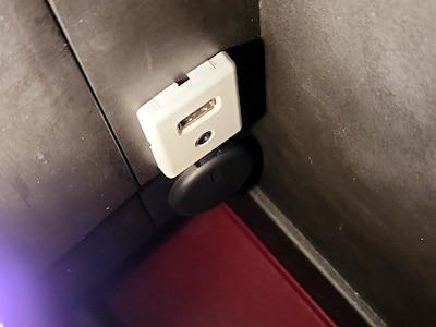 USB/AUX Ports