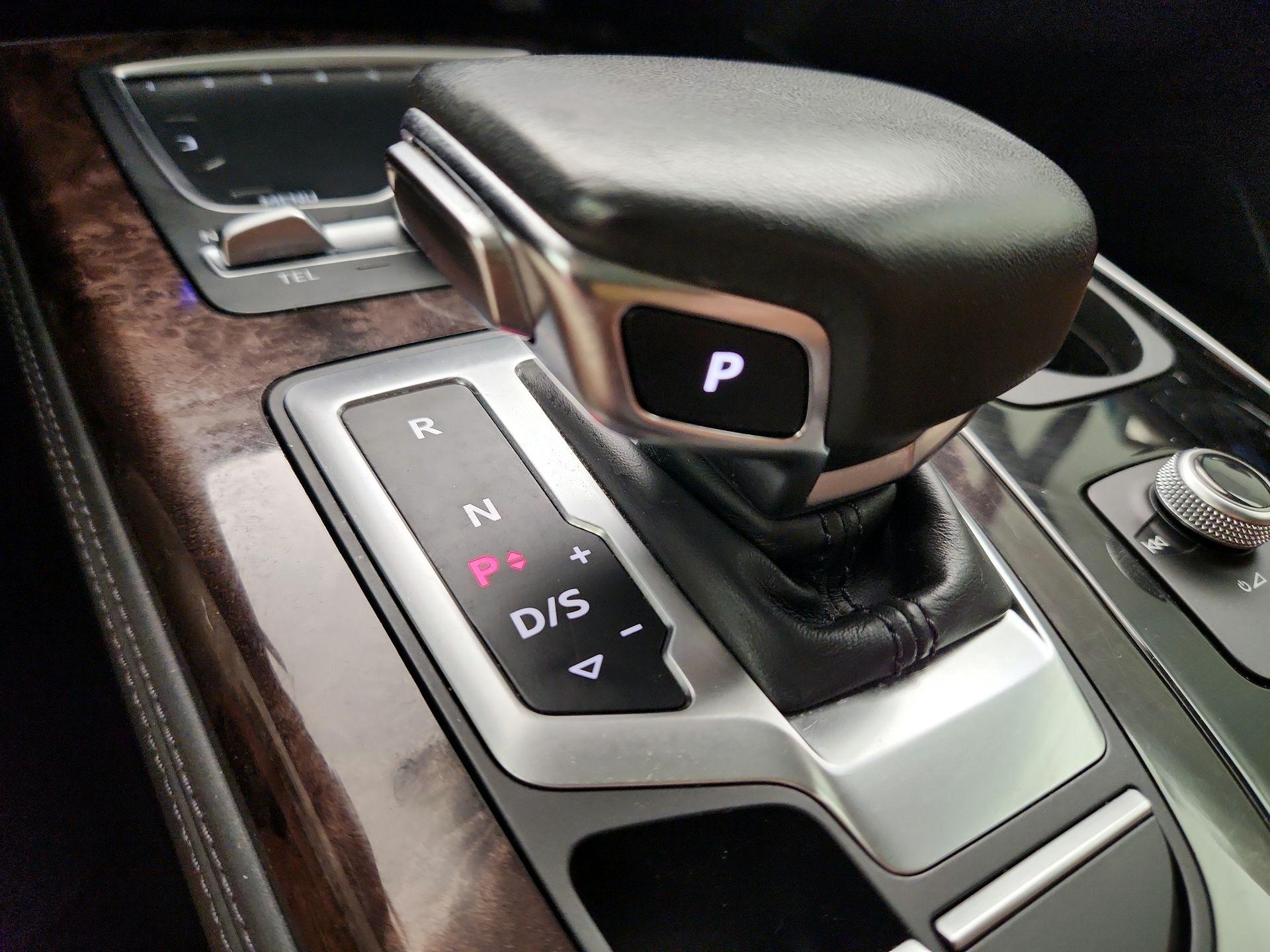 Thumbnail: 2019 Audi Q7 - 16