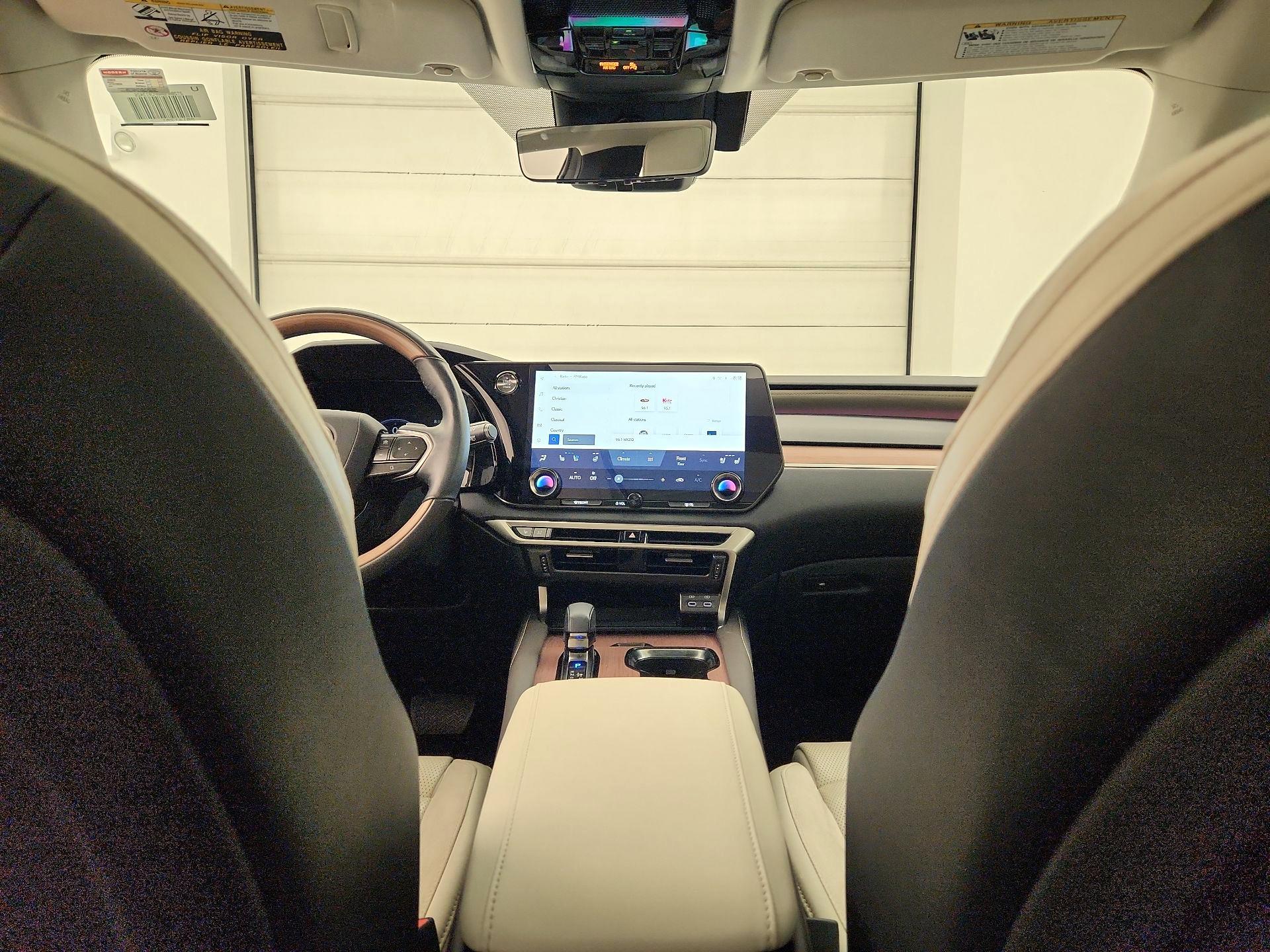 Thumbnail: 2023 Lexus RX - 9