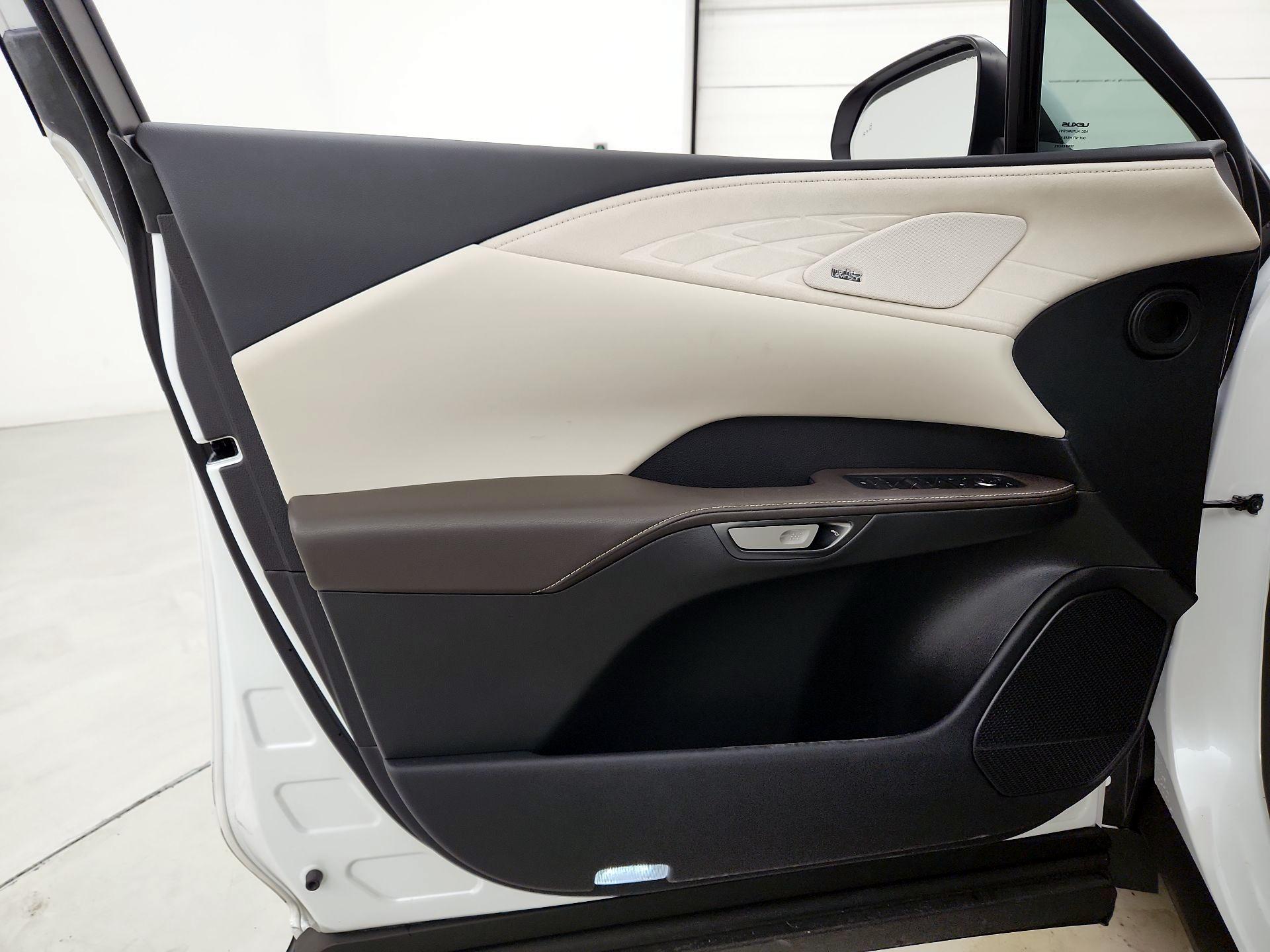 Thumbnail: 2023 Lexus RX - 12