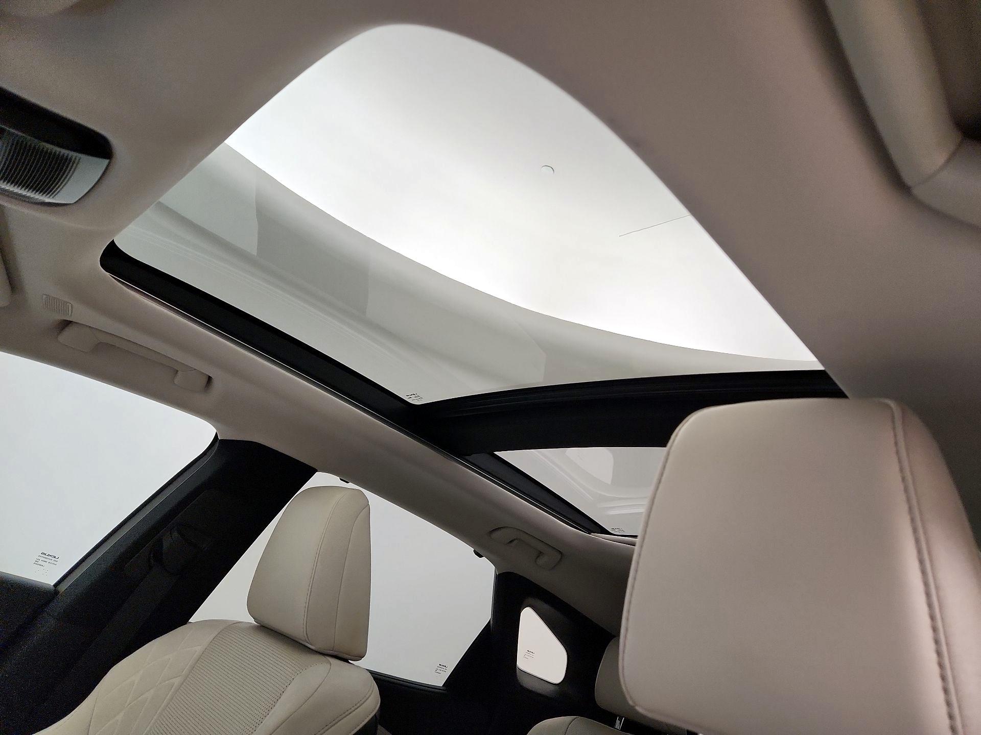 Thumbnail: 2023 Lexus RX - 19