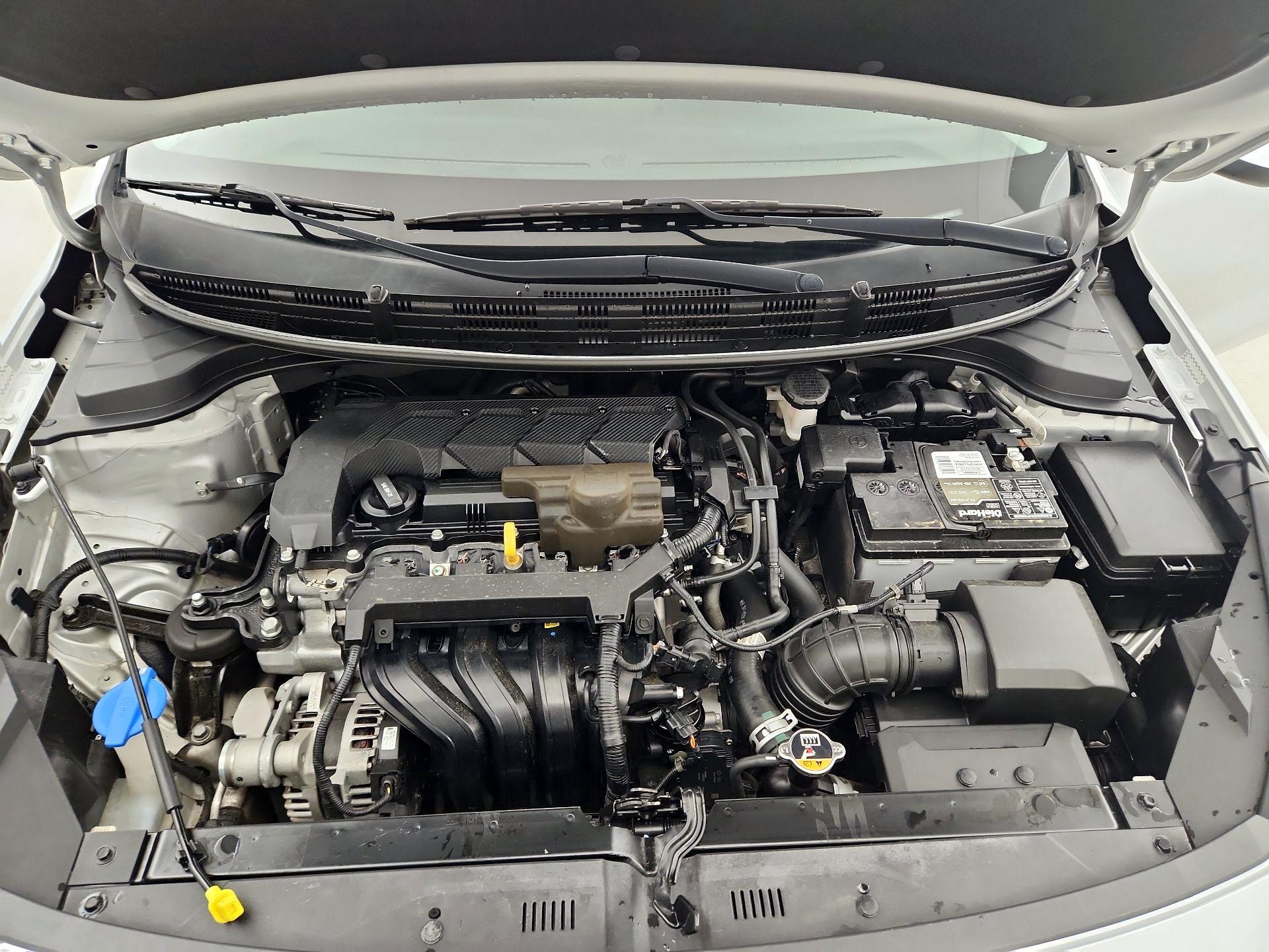 Thumbnail: 2021 Kia Rio - 19