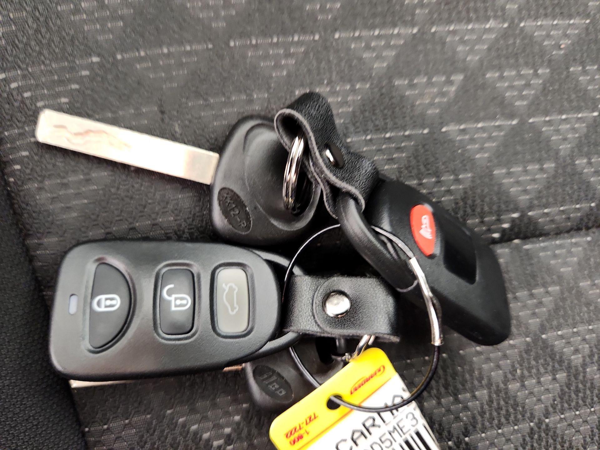 Thumbnail: 2021 Kia Rio - 20