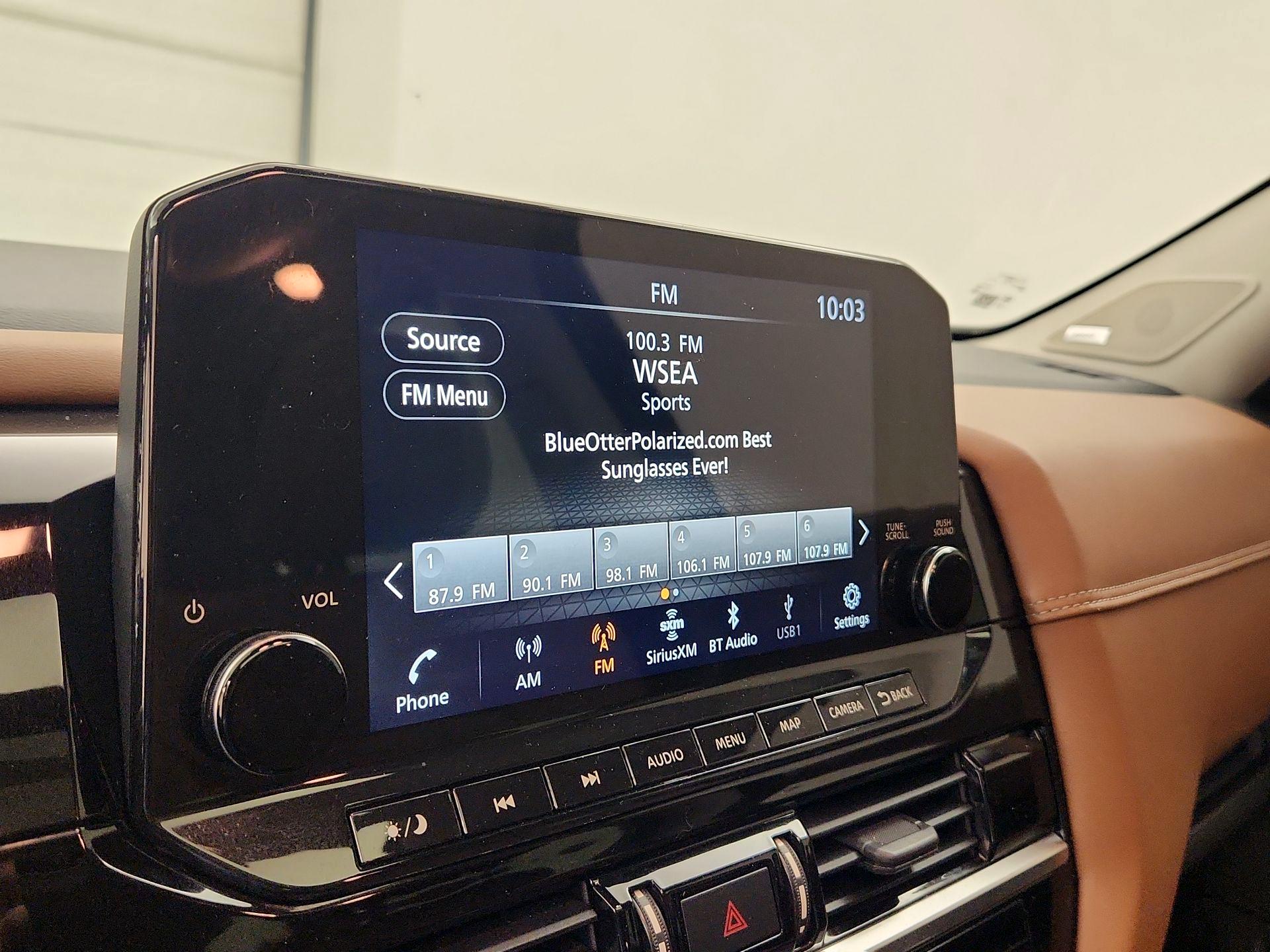 Thumbnail: 2022 Nissan Pathfinder - 16