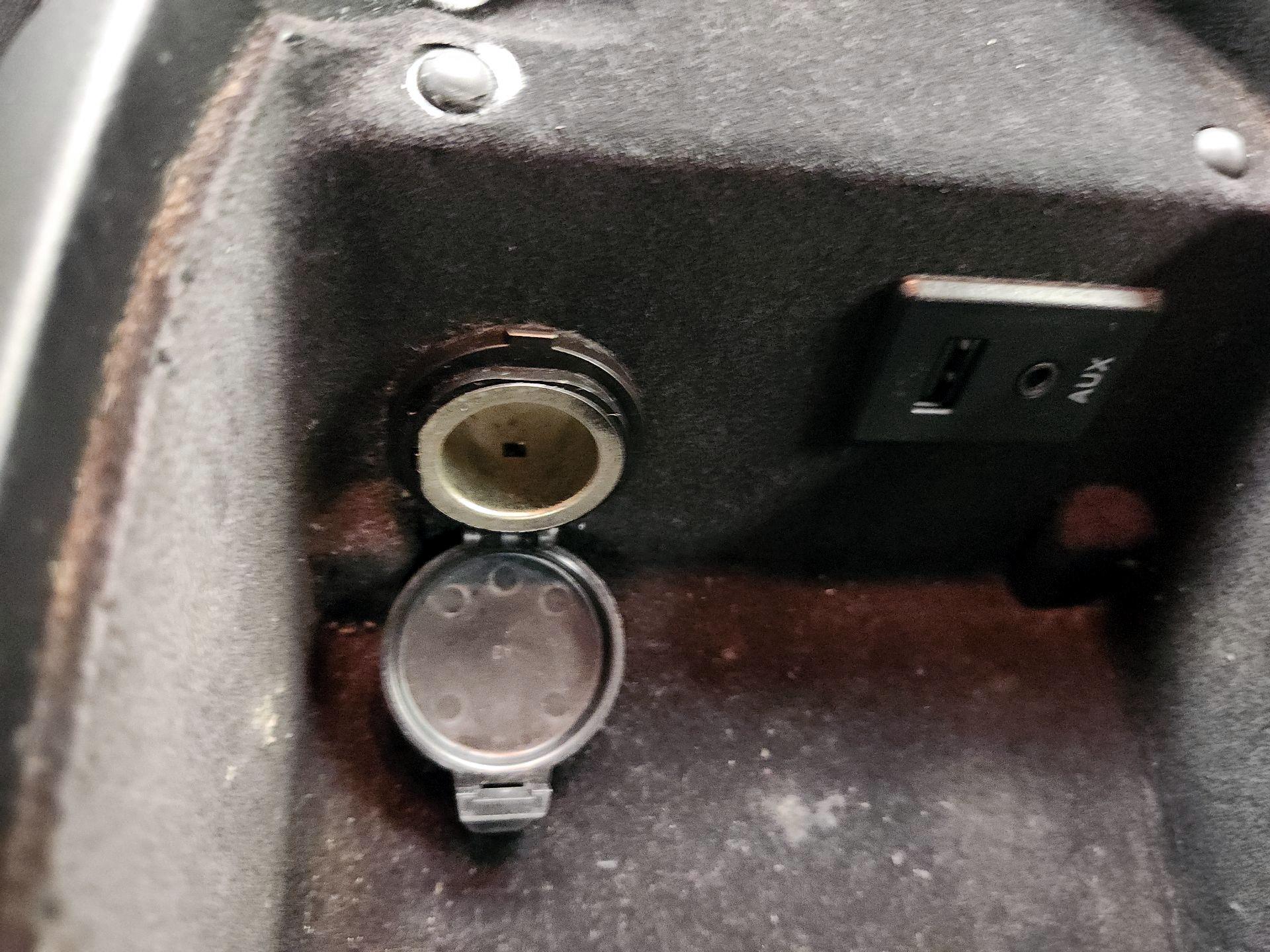 Thumbnail: 2015 Nissan Z - 15