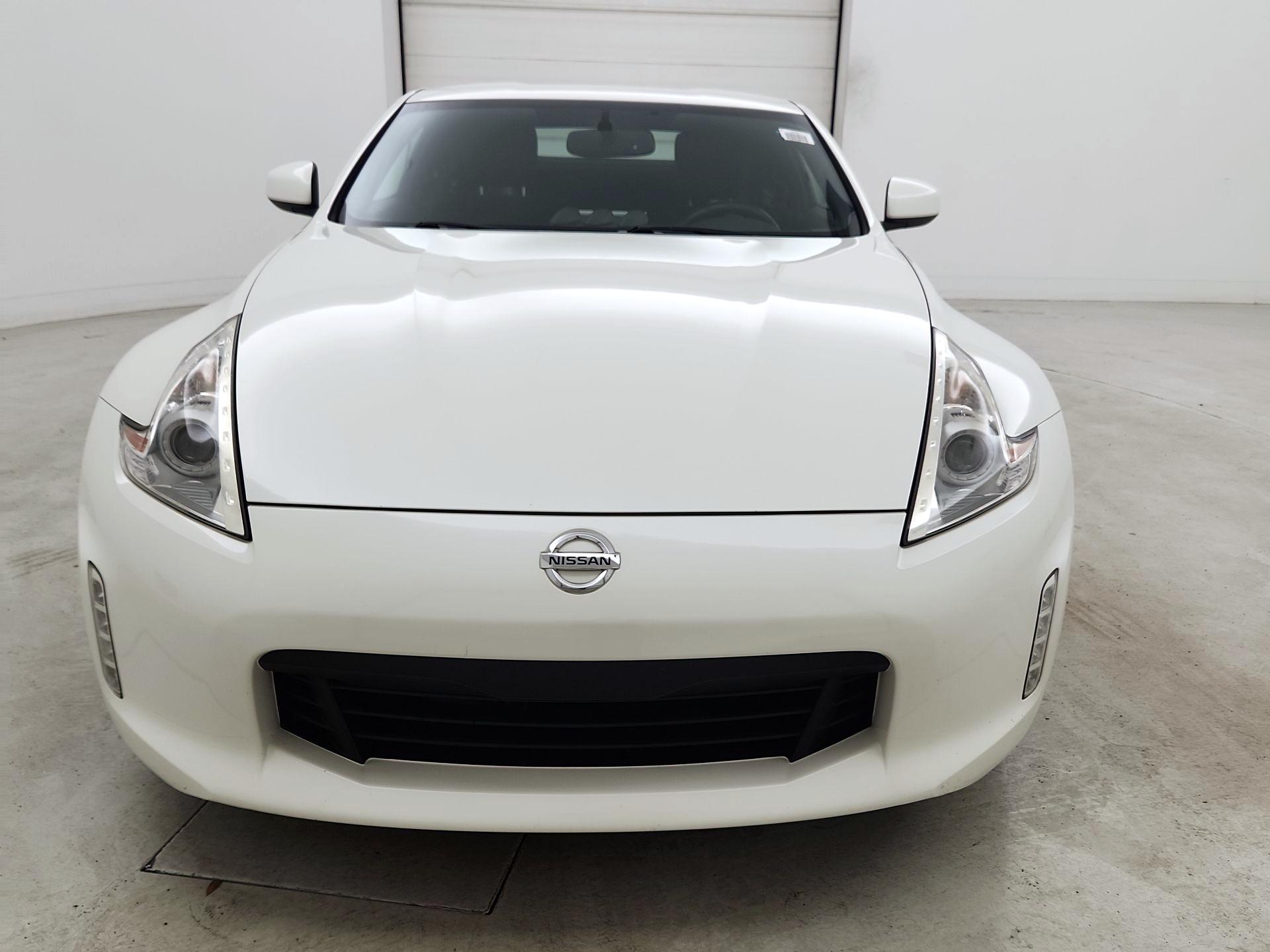 Thumbnail: 2015 Nissan Z - 2