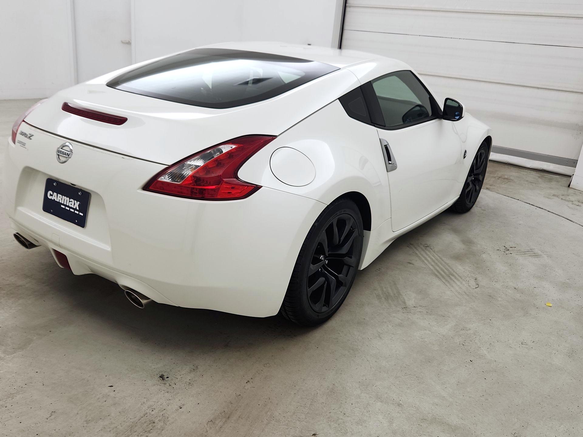 Thumbnail: 2015 Nissan Z - 5