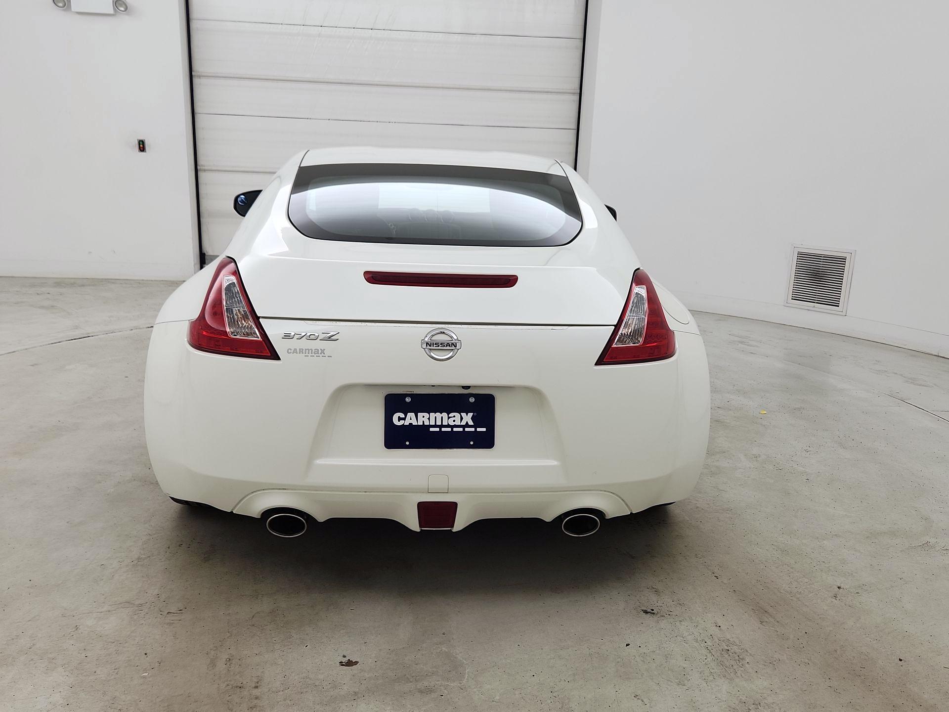 Thumbnail: 2015 Nissan Z - 6