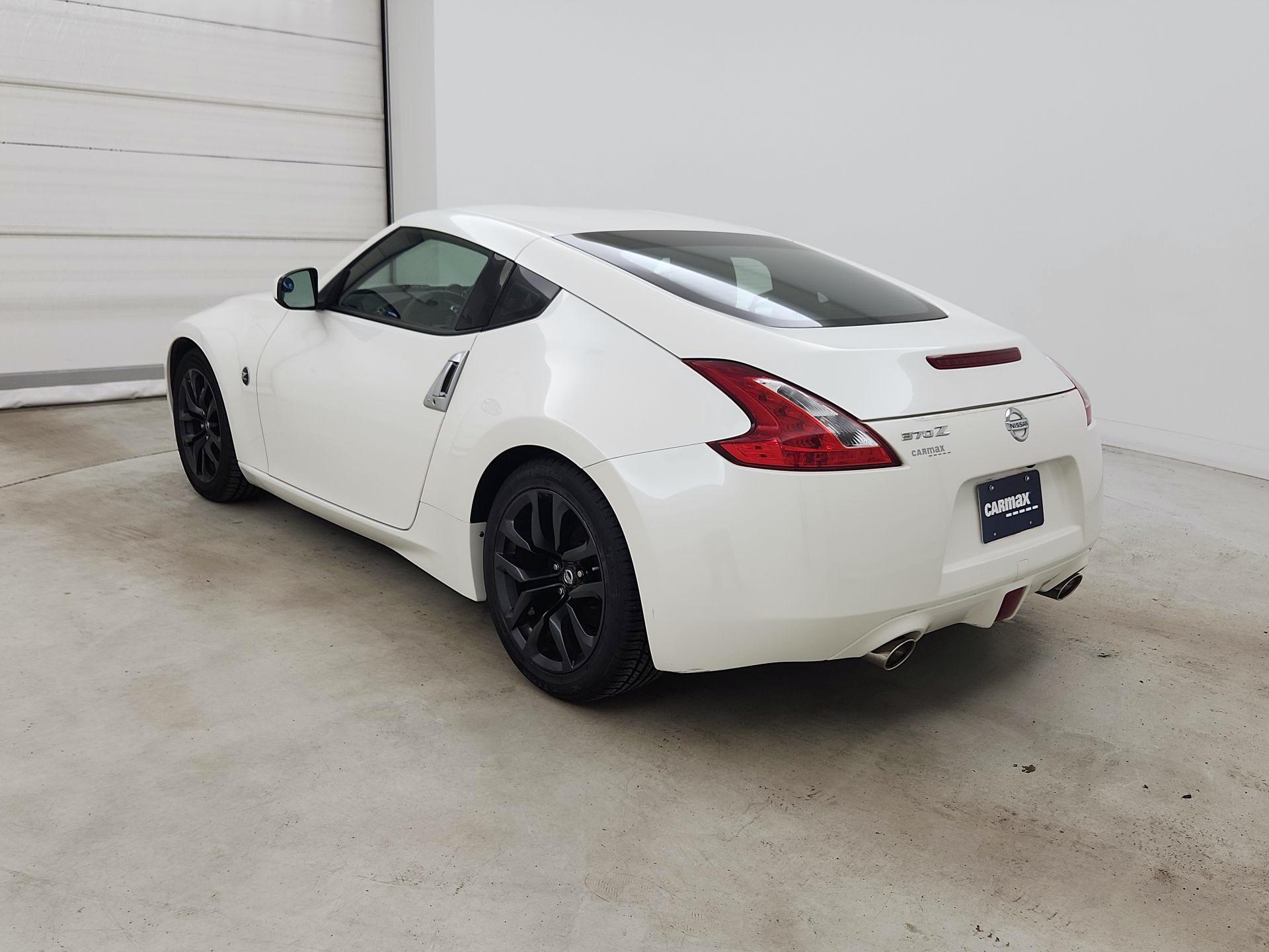 Thumbnail: 2015 Nissan Z - 7