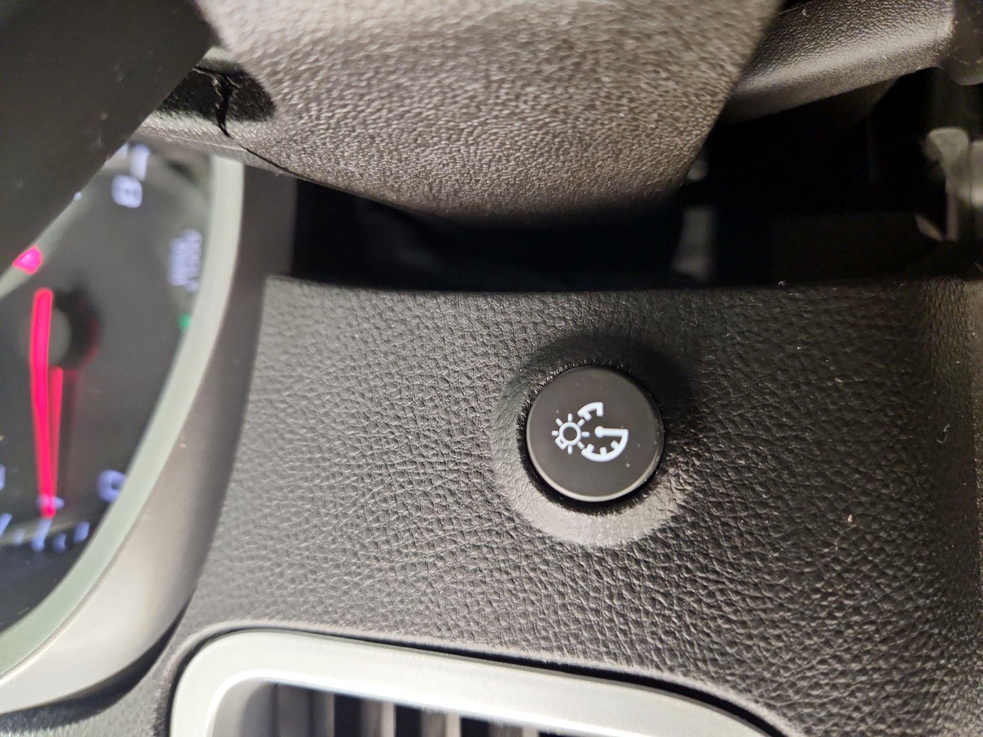 Thumbnail: 2014 Chevrolet Equinox - 13