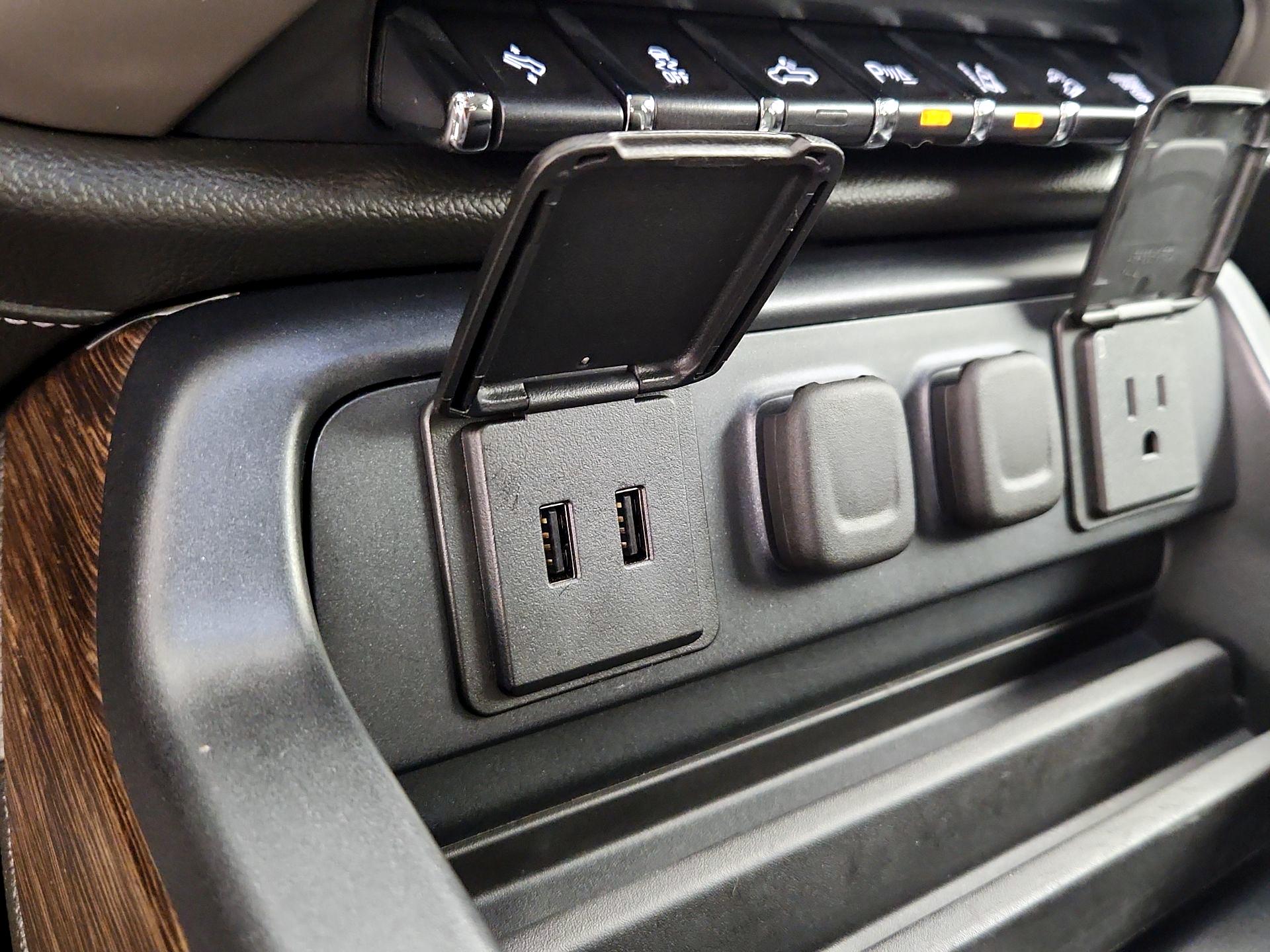 Thumbnail: 2018 GMC Sierra 2500 - 19