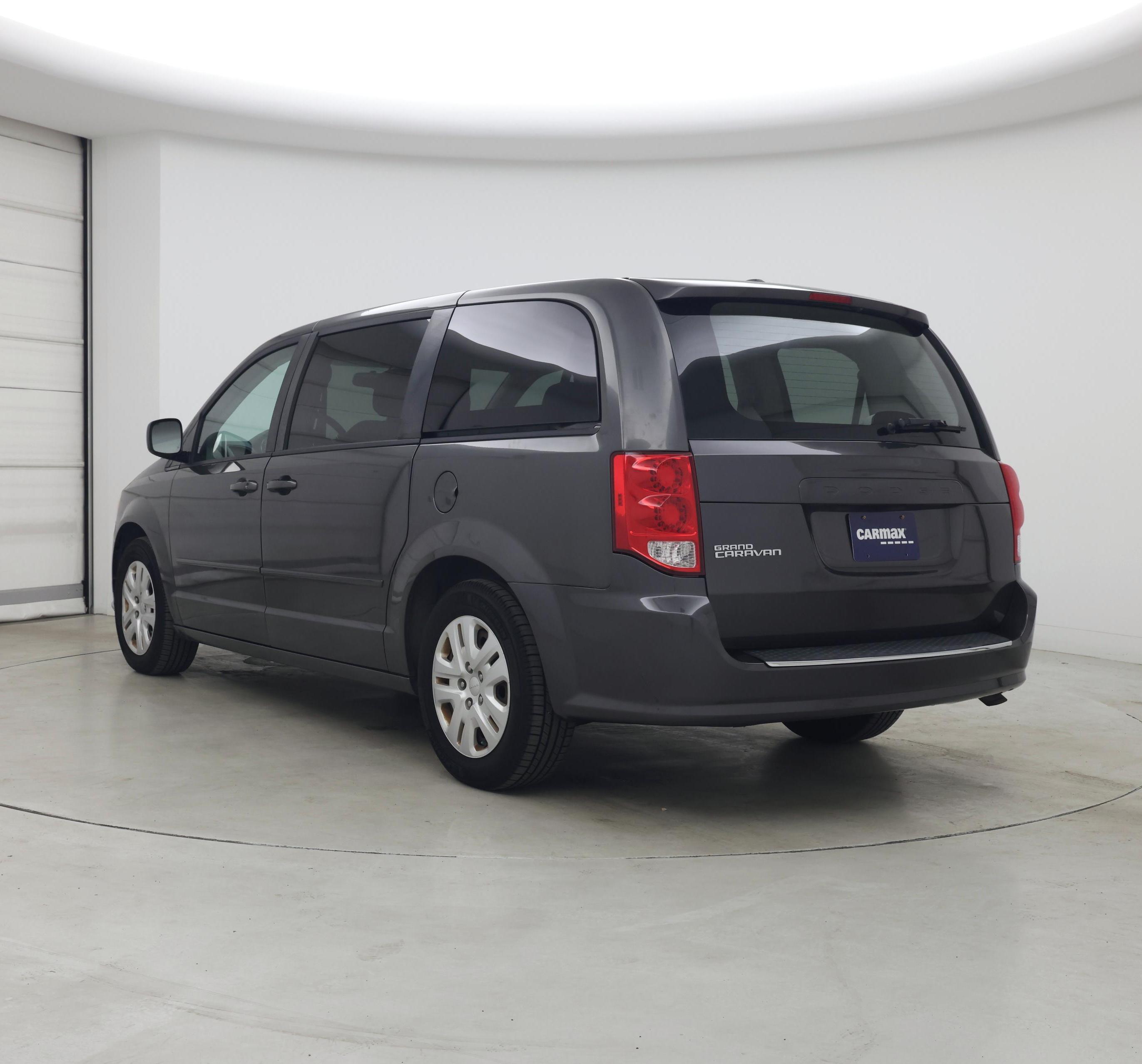 Thumbnail: 2016 Dodge Grand Caravan - 2