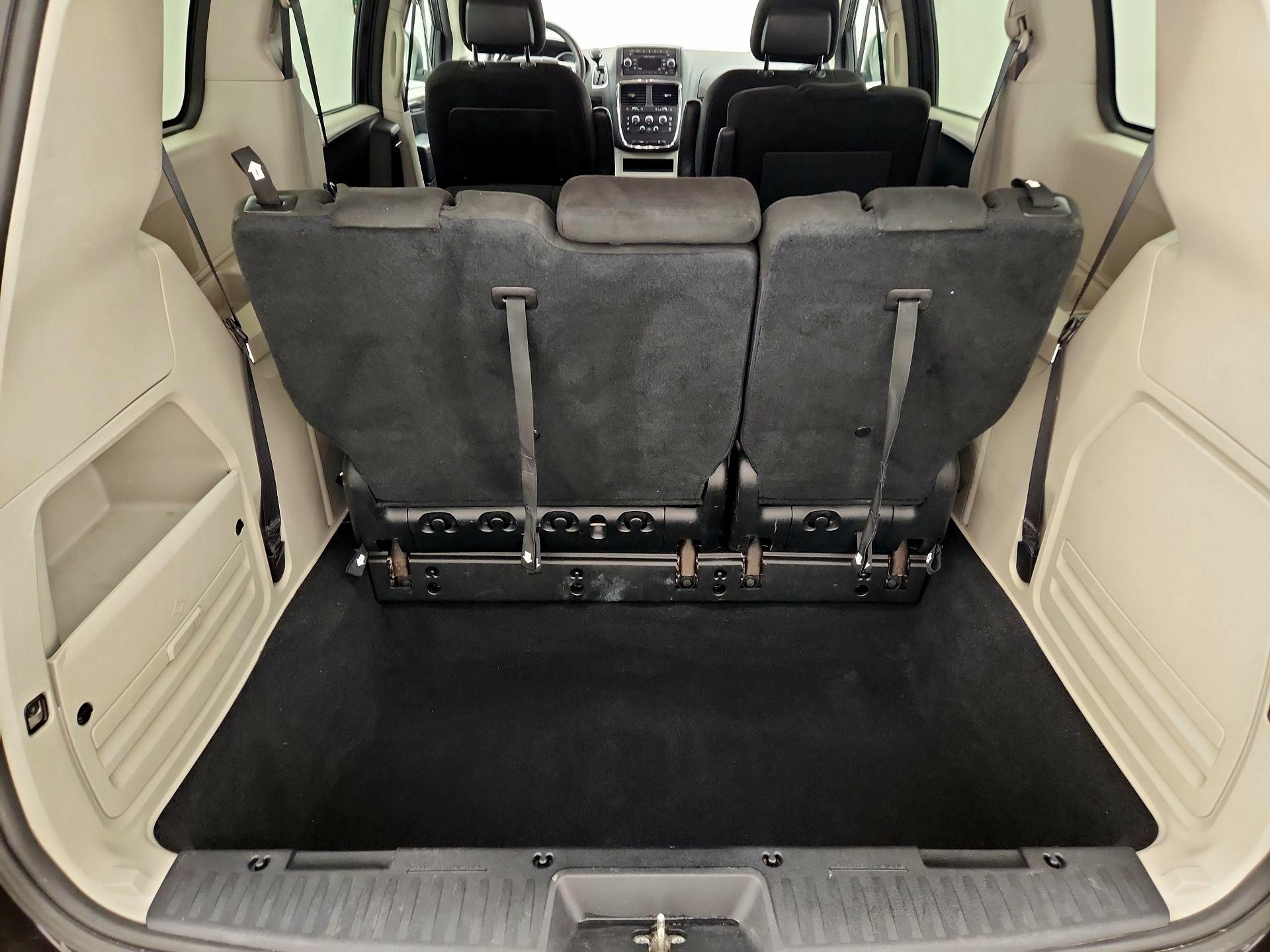 Thumbnail: 2016 Dodge Grand Caravan - 19