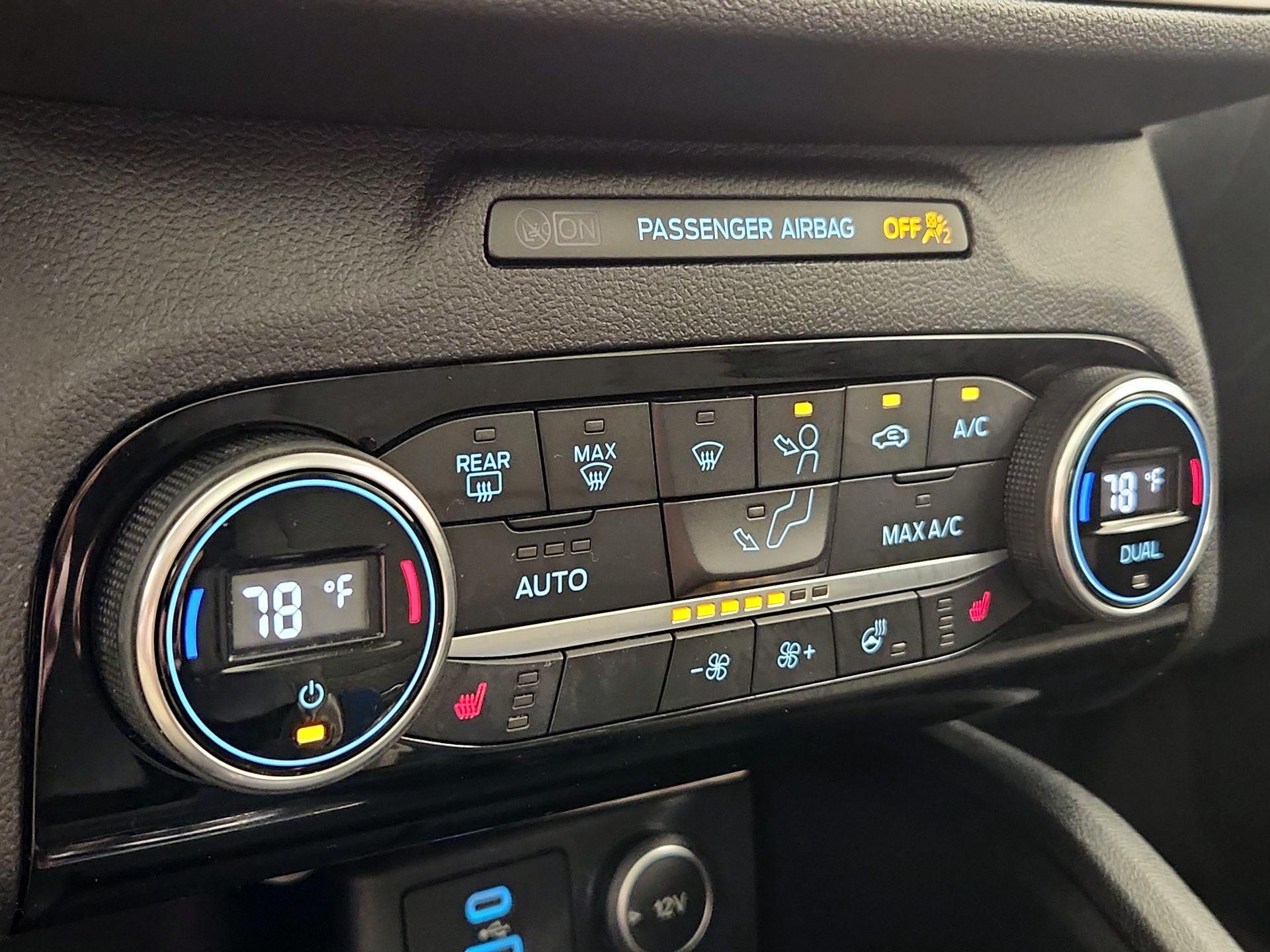 Thumbnail: 2021 Ford Escape - 15