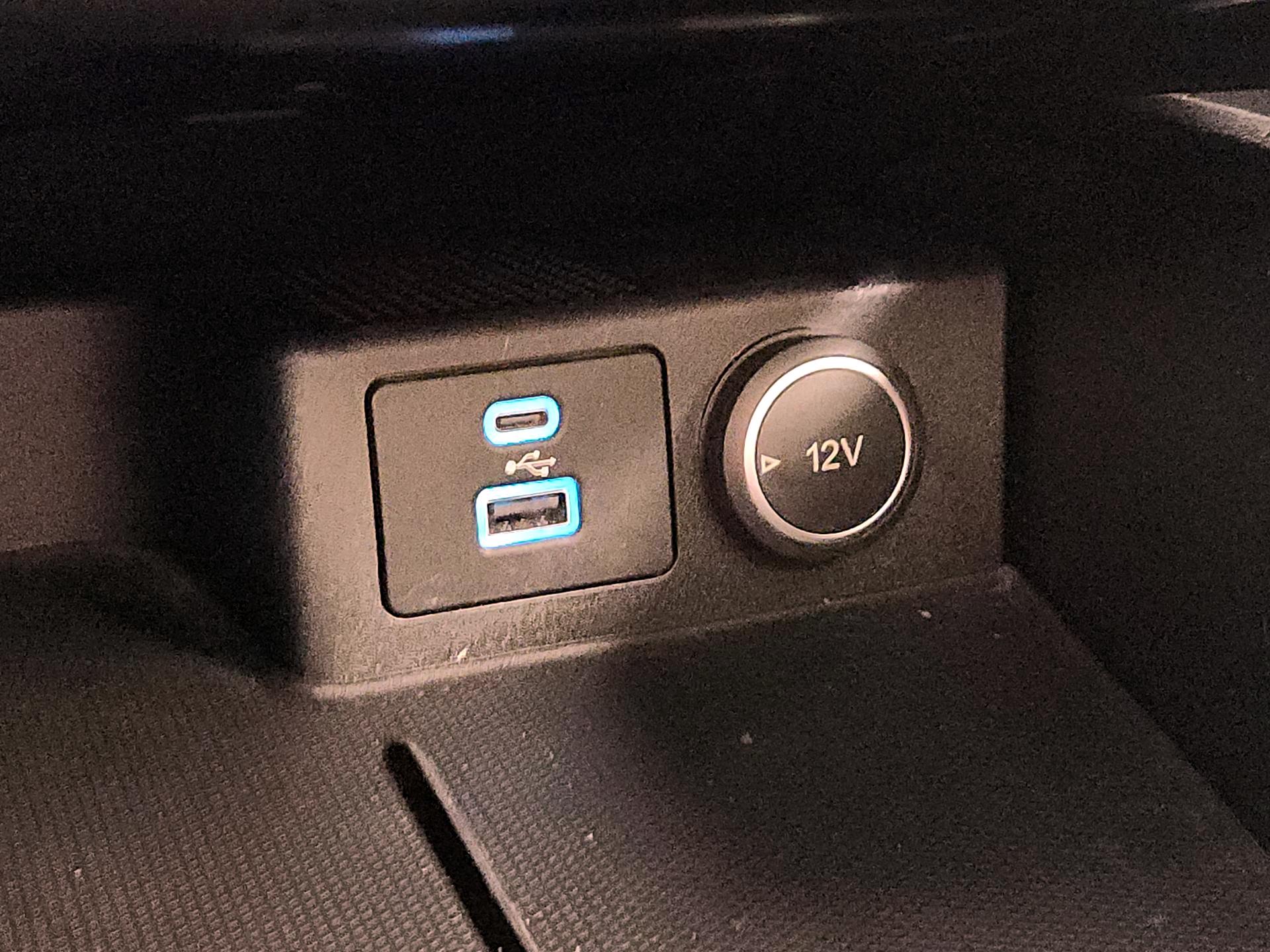 Thumbnail: 2021 Ford Escape - 17