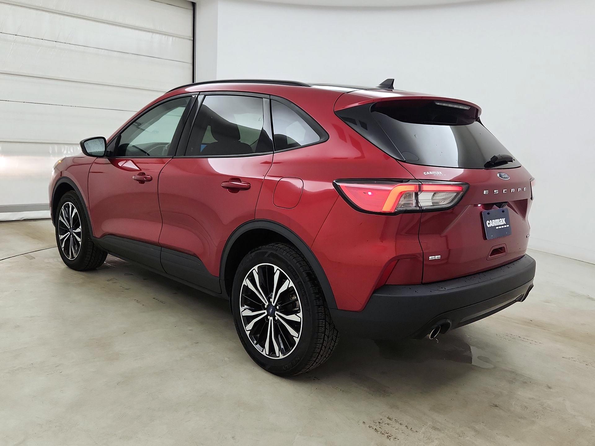 Thumbnail: 2021 Ford Escape - 7