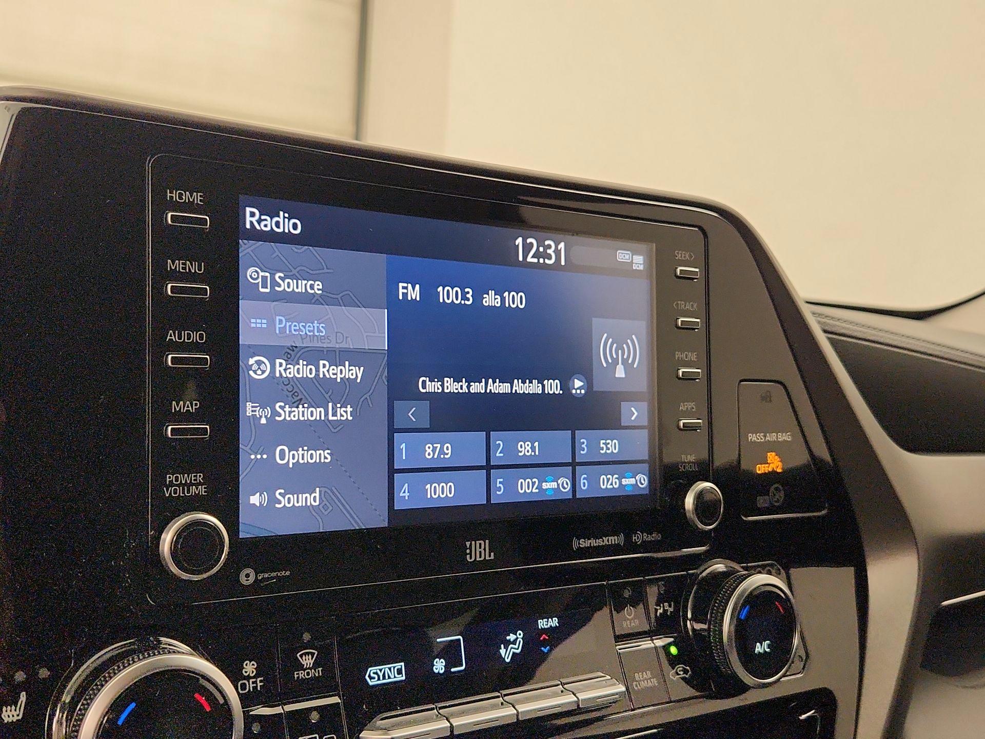 Thumbnail: 2021 Toyota Highlander - 16