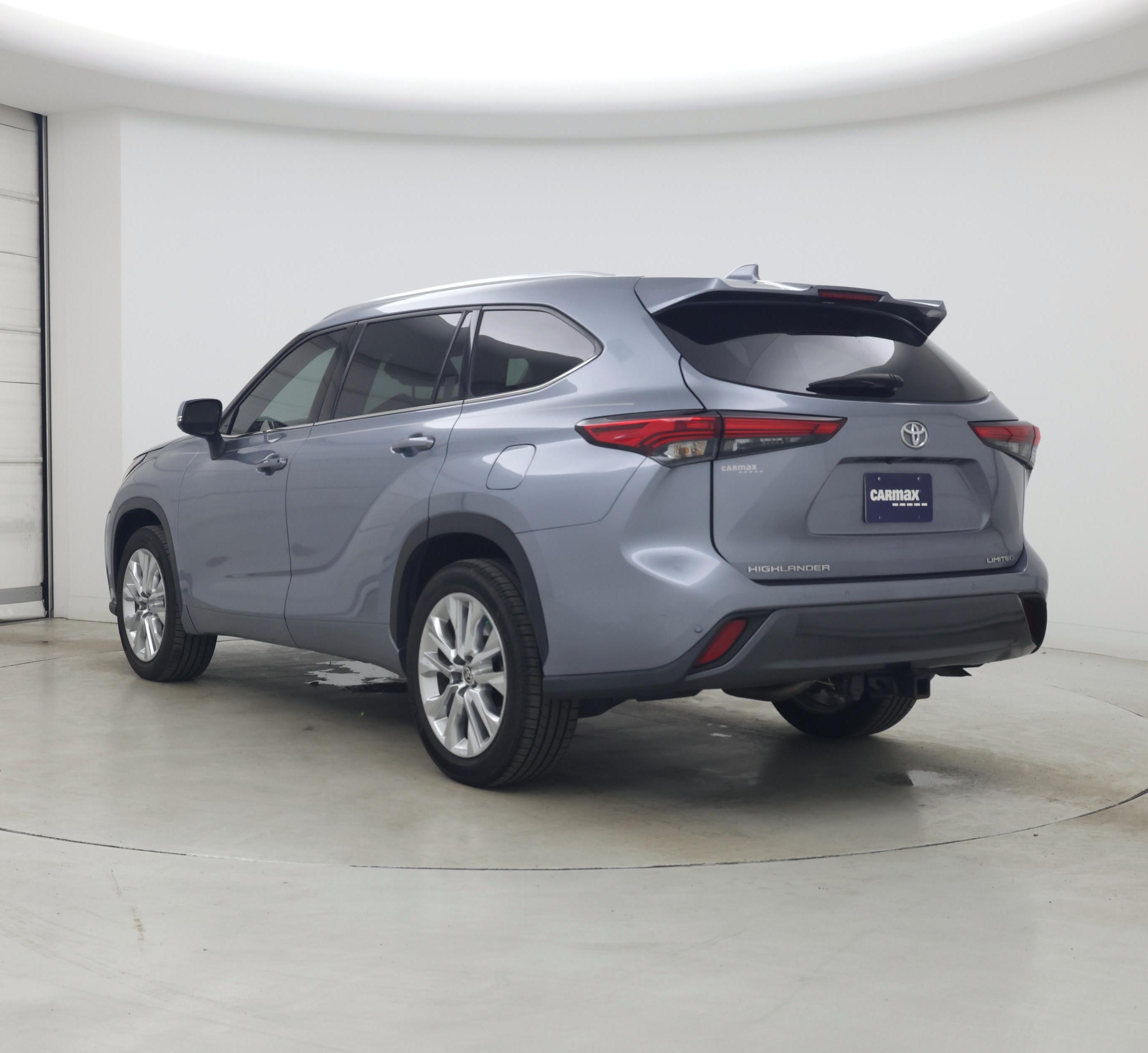 Thumbnail: 2021 Toyota Highlander - 2