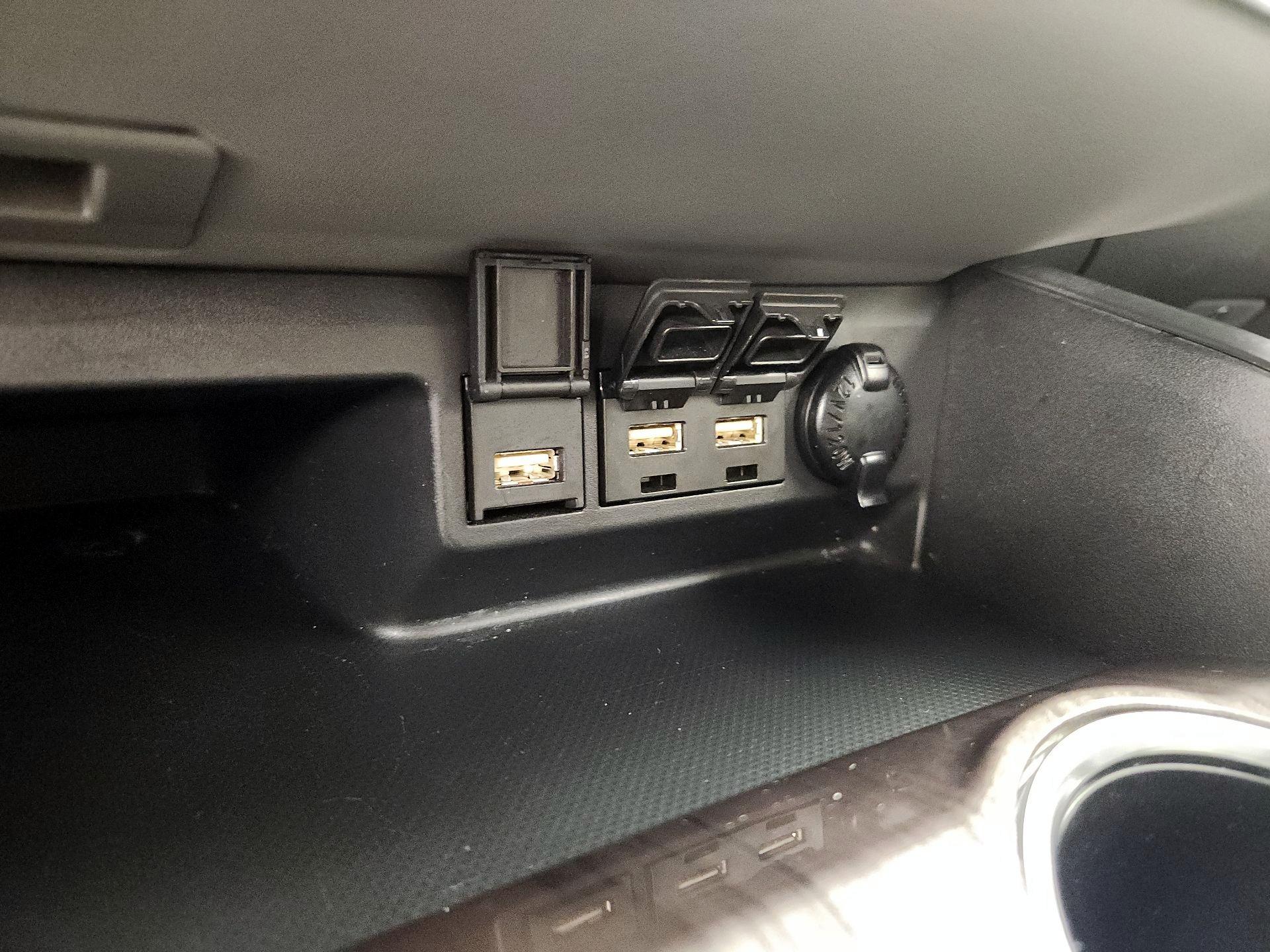 Thumbnail: 2021 Toyota Highlander - 19