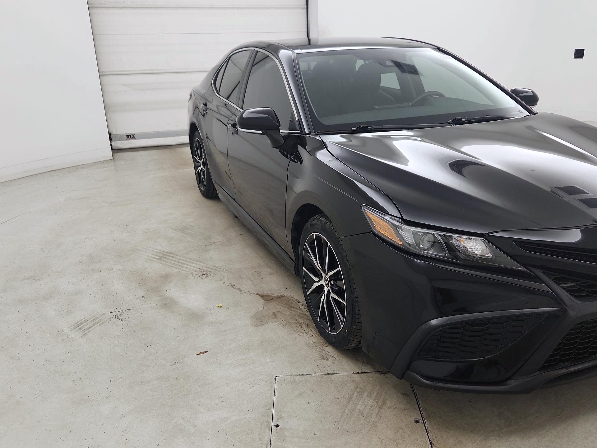 Thumbnail: 2022 Toyota Camry - 1