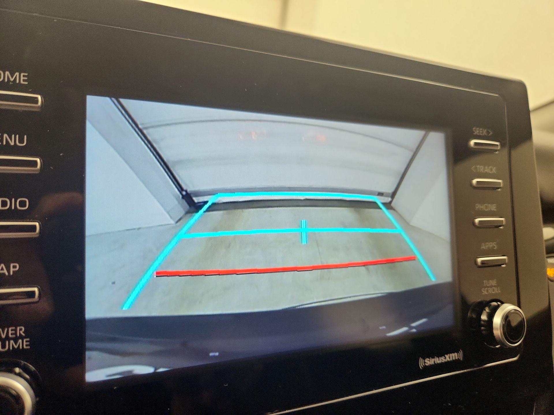 Thumbnail: 2022 Toyota Camry - 12