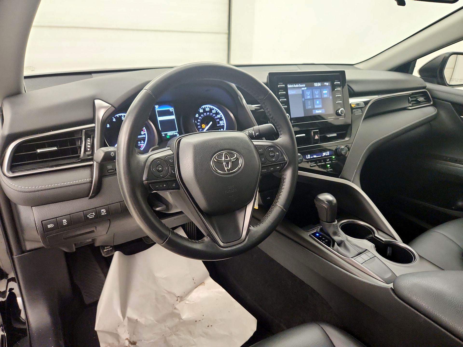 Thumbnail: 2022 Toyota Camry - 8