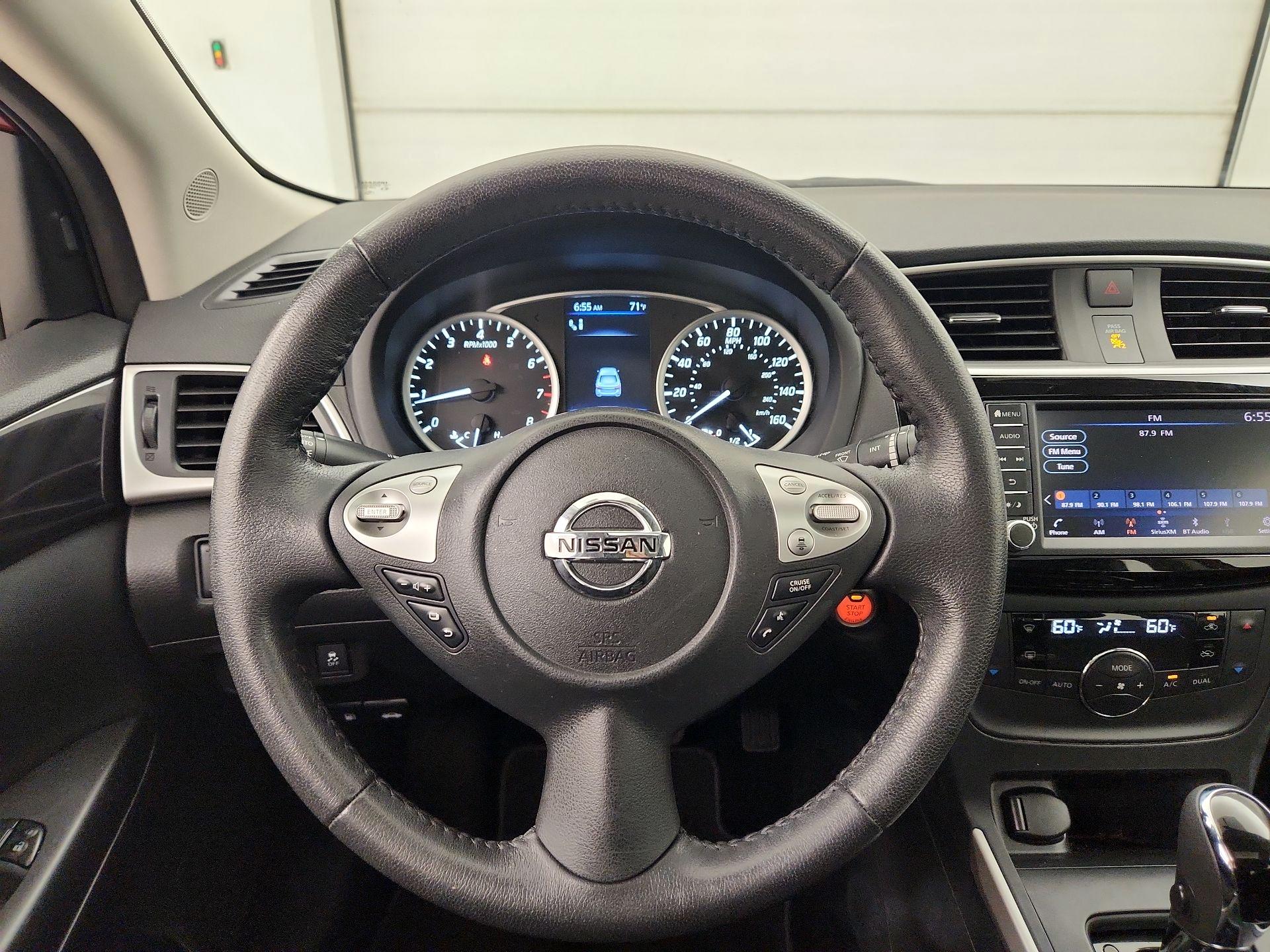 Thumbnail: 2019 Nissan Sentra - 10