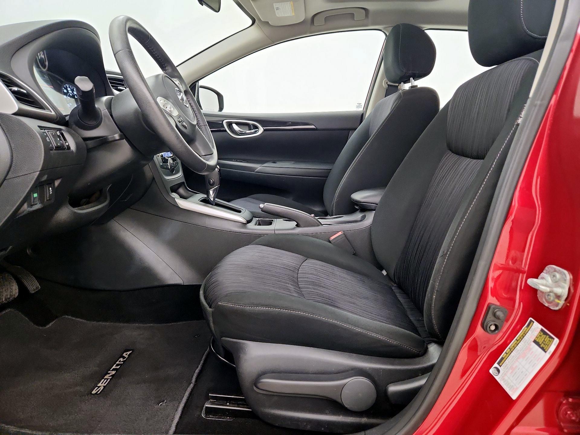 Thumbnail: 2019 Nissan Sentra - 11