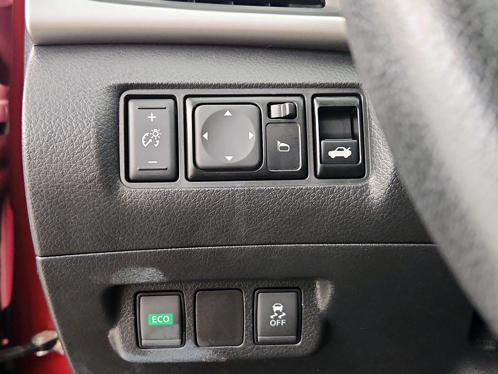 Thumbnail: 2019 Nissan Sentra - 13