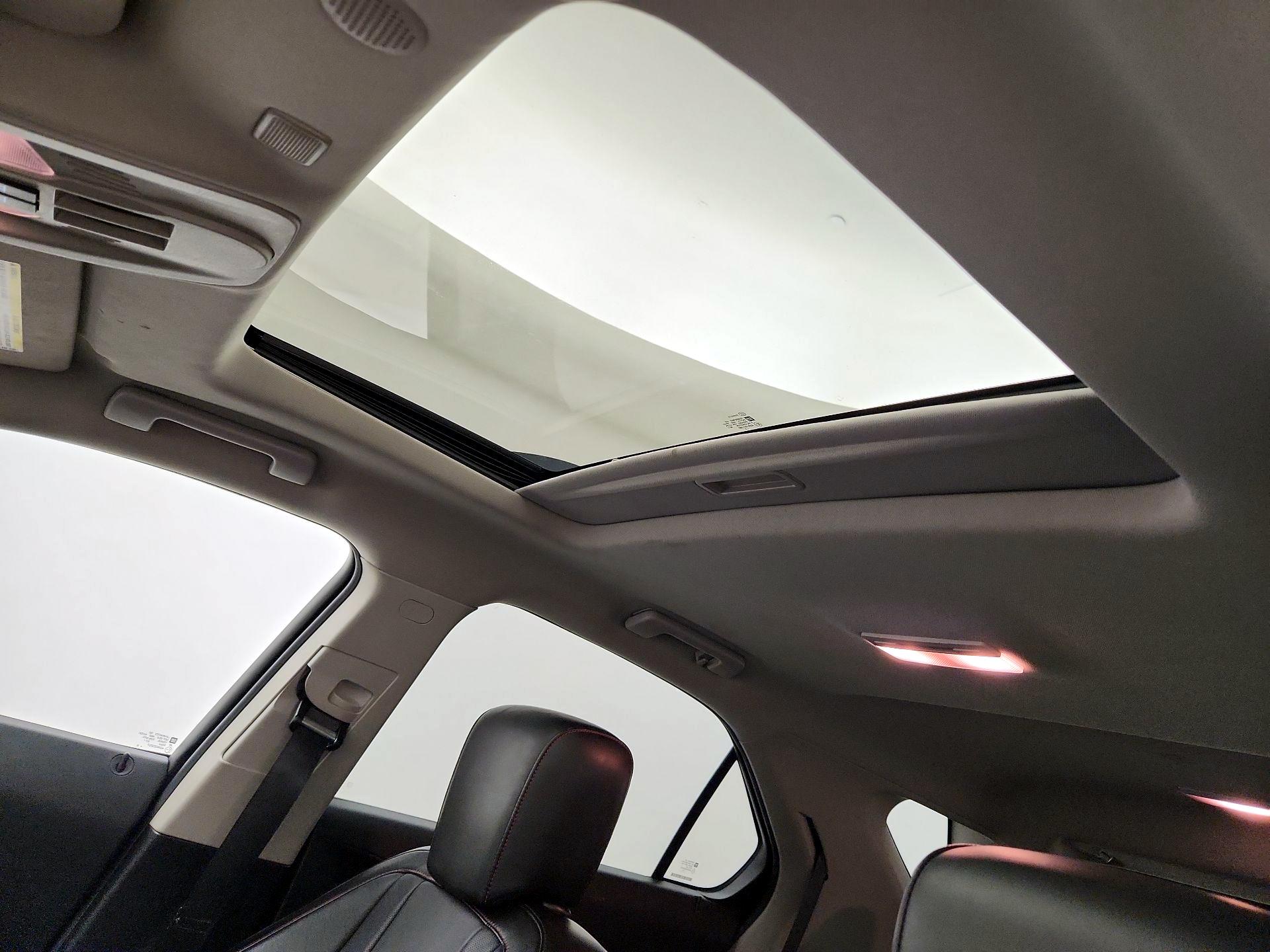 Thumbnail: 2017 Chevrolet Equinox - 19