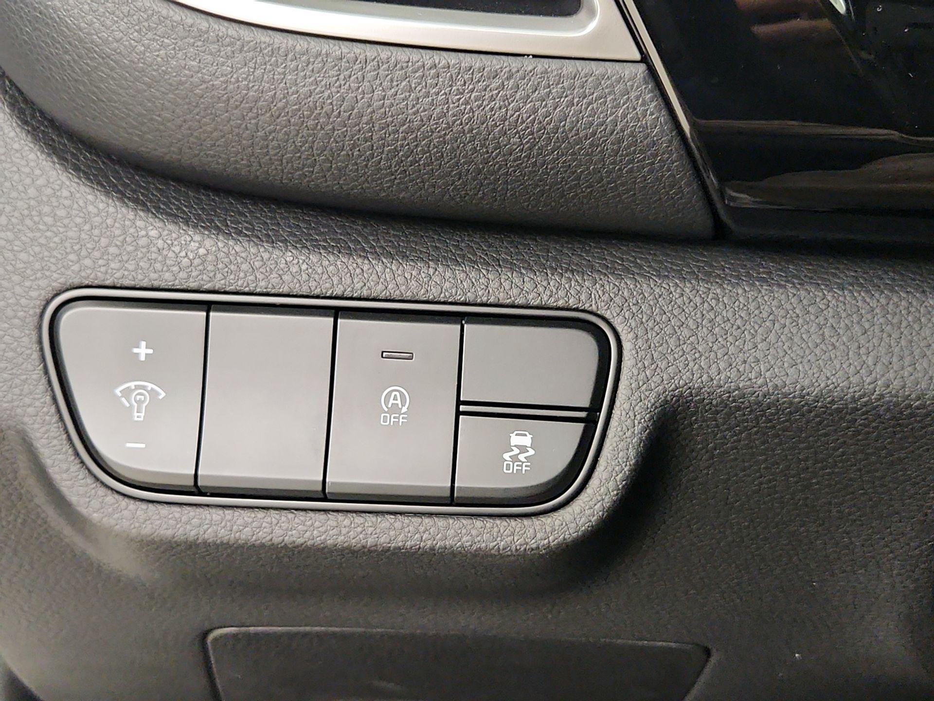 Thumbnail: 2024 Kia Seltos - 13