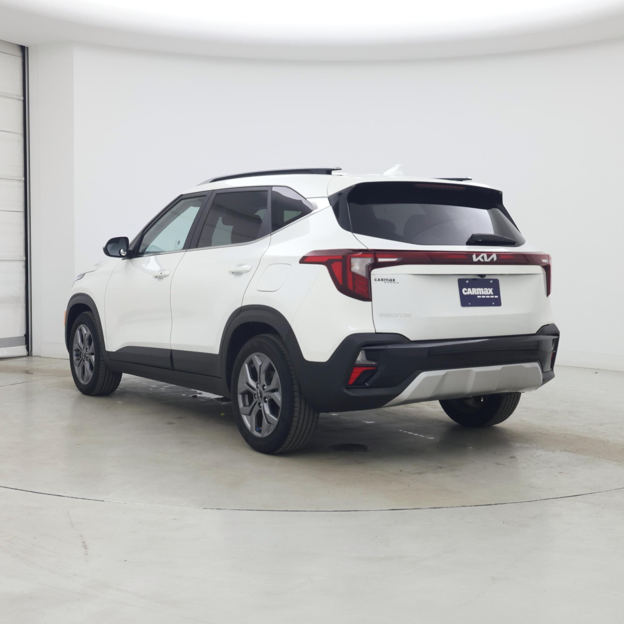 Thumbnail: 2024 Kia Seltos - 2