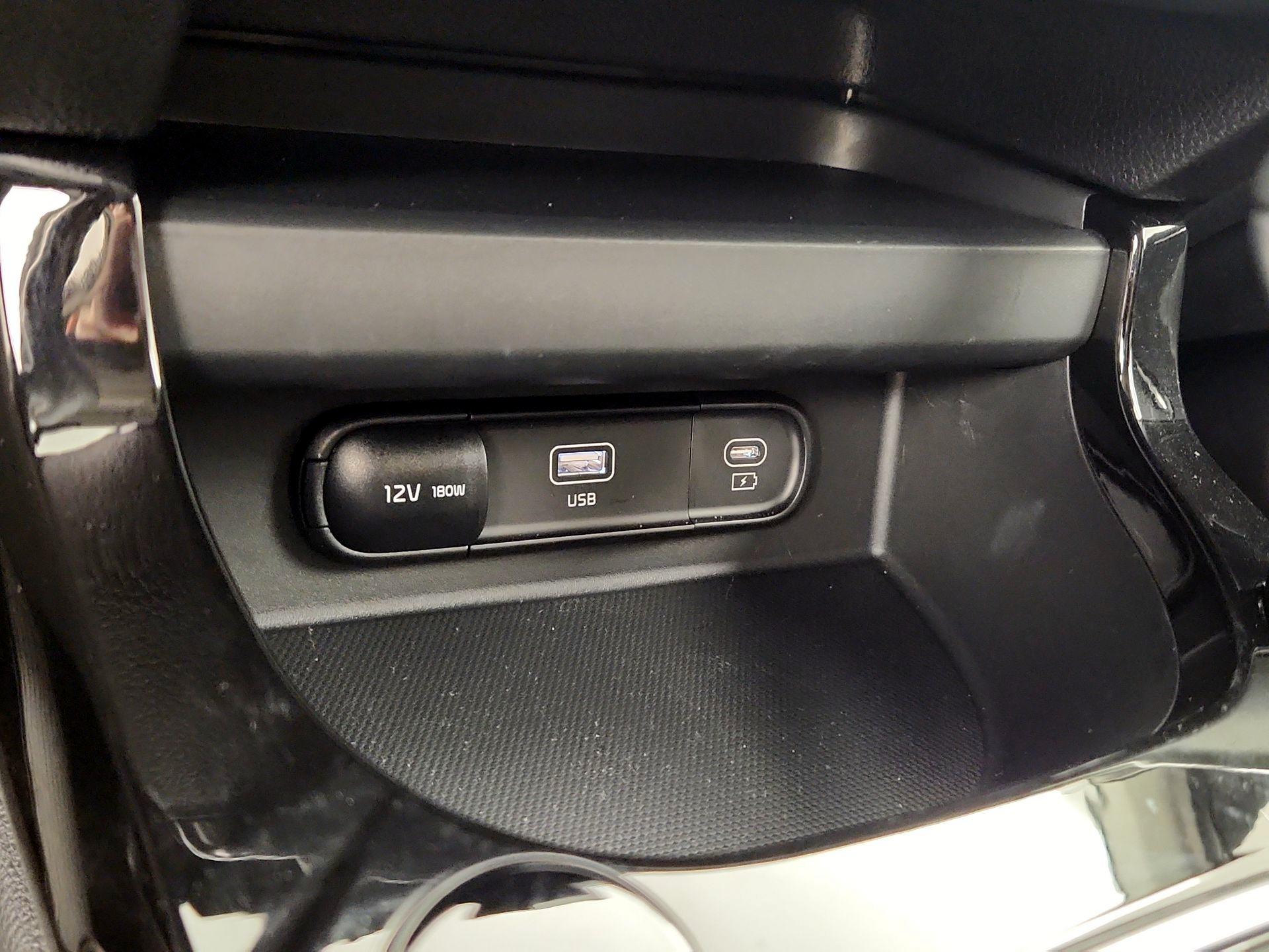 Thumbnail: 2024 Kia Seltos - 19