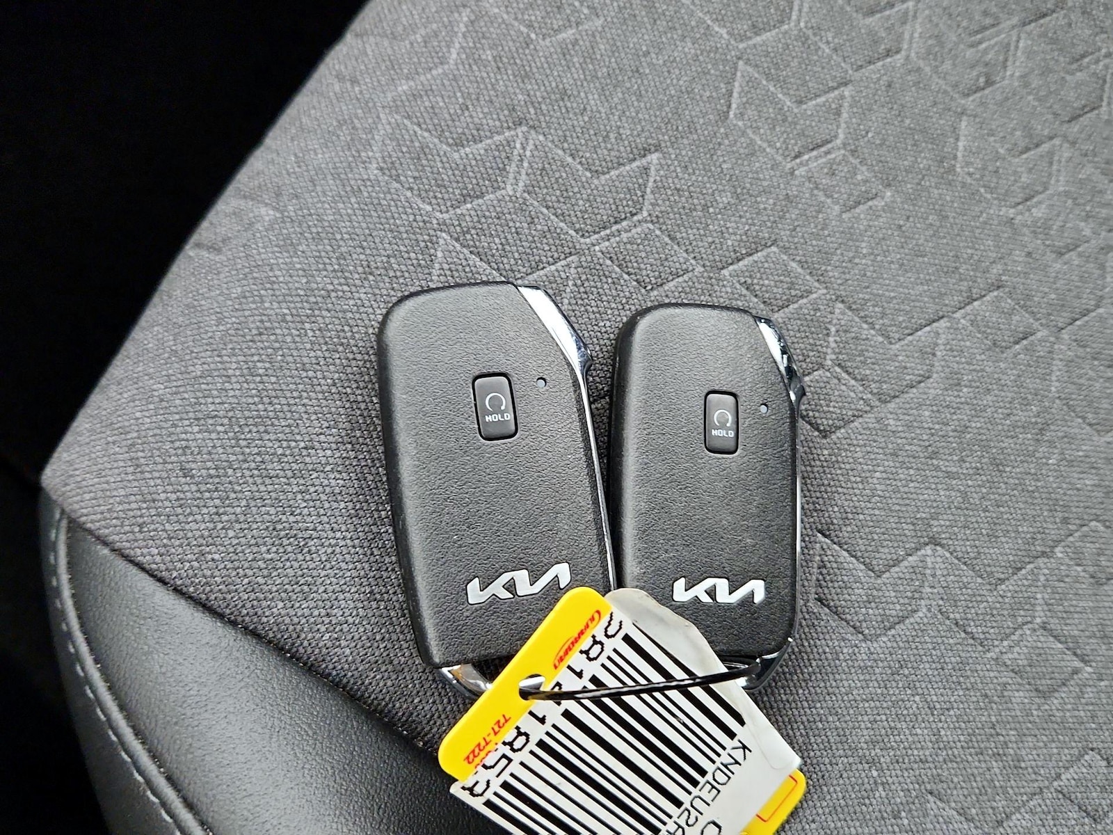 2024 Kia Seltos S - Photo 25