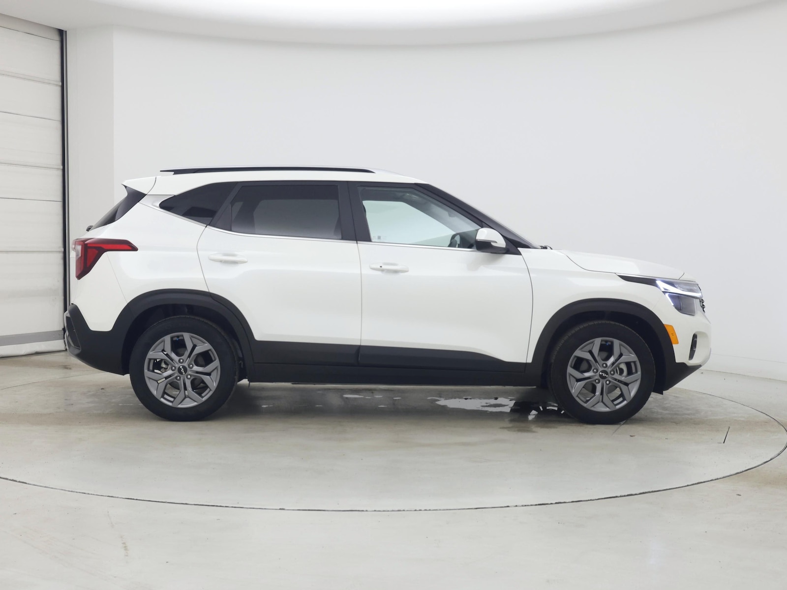 2024 Kia Seltos S - Photo 8