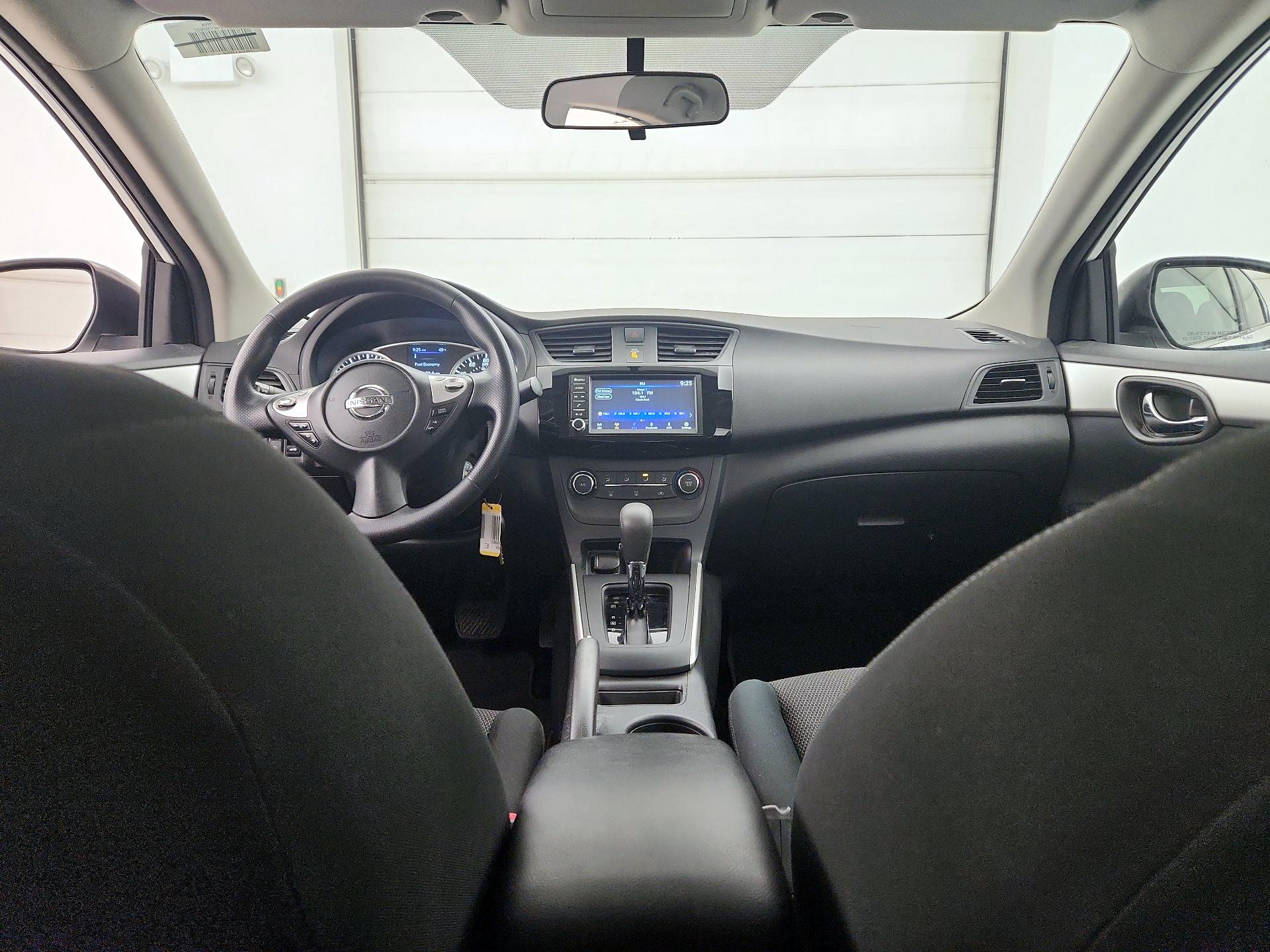 Thumbnail: 2019 Nissan Sentra - 9