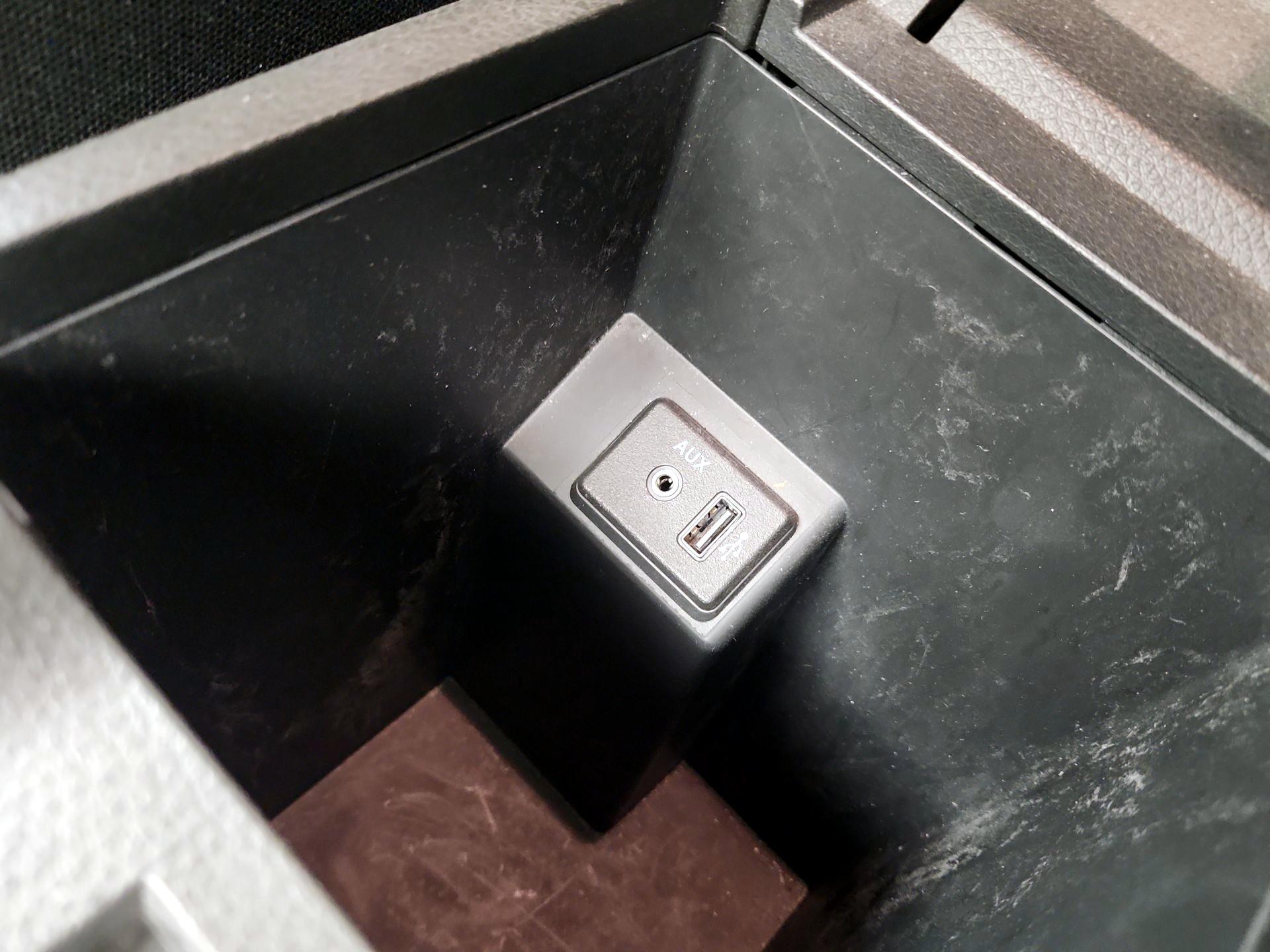 Thumbnail: 2019 Nissan Sentra - 18