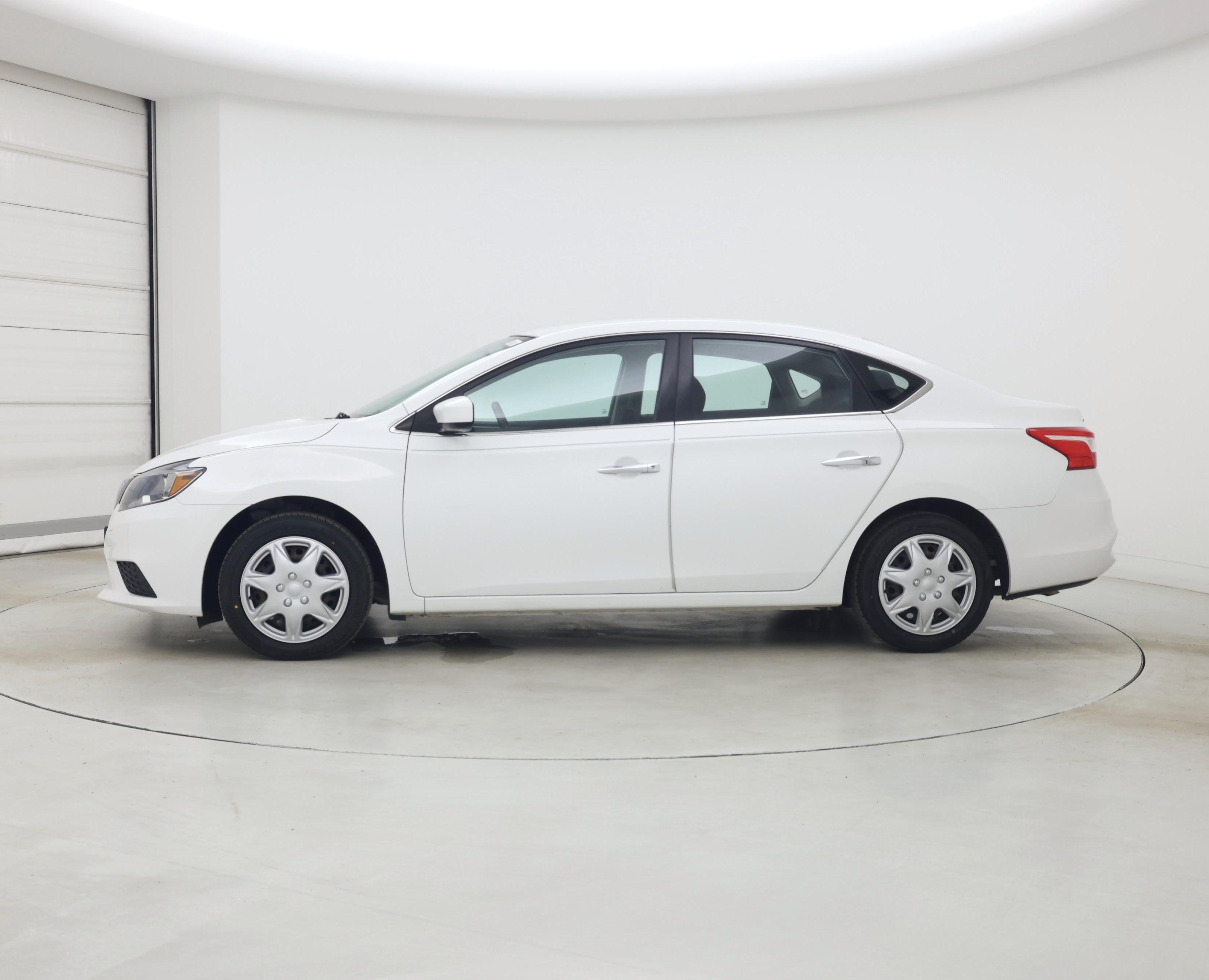 Thumbnail: 2019 Nissan Sentra - 3