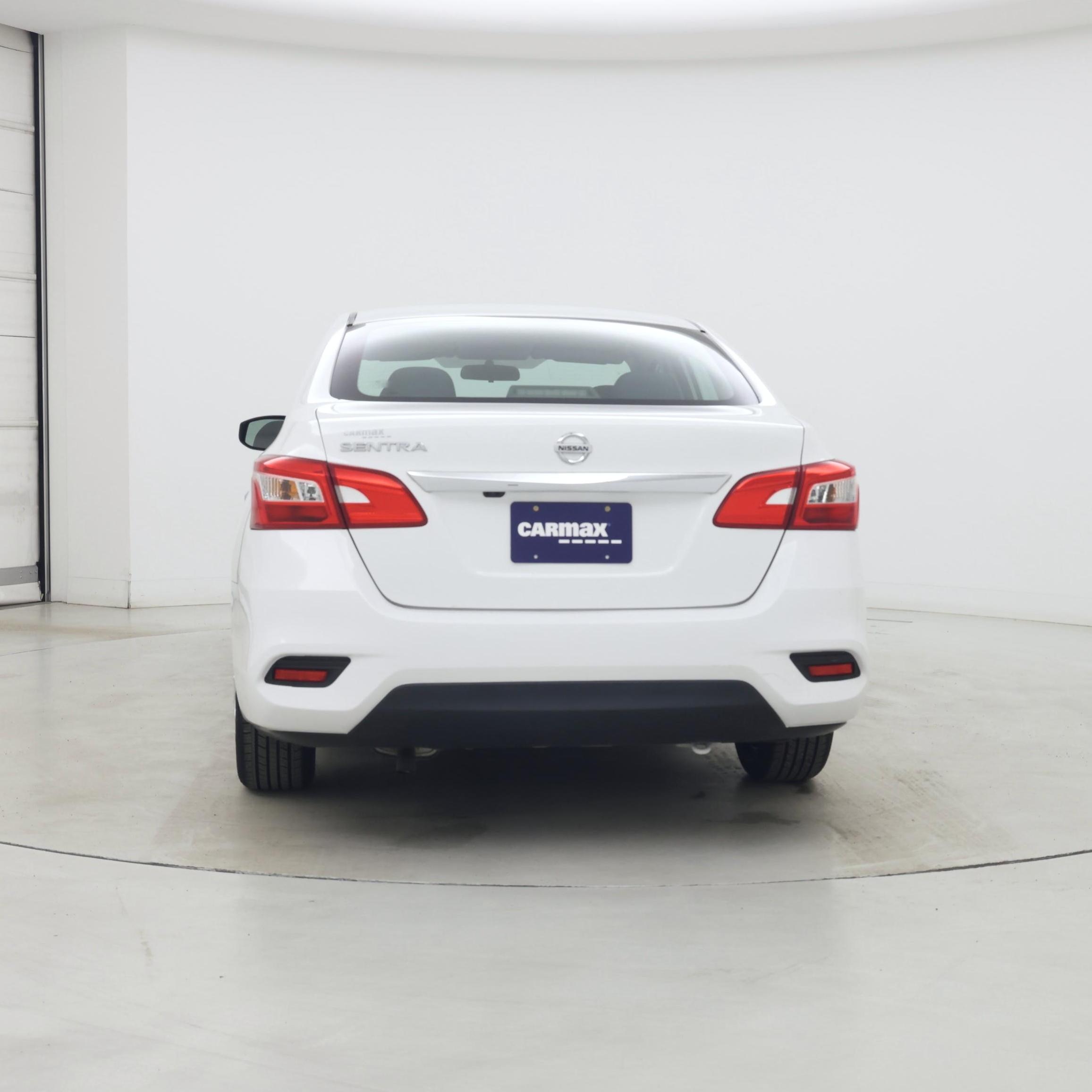 Thumbnail: 2019 Nissan Sentra - 6