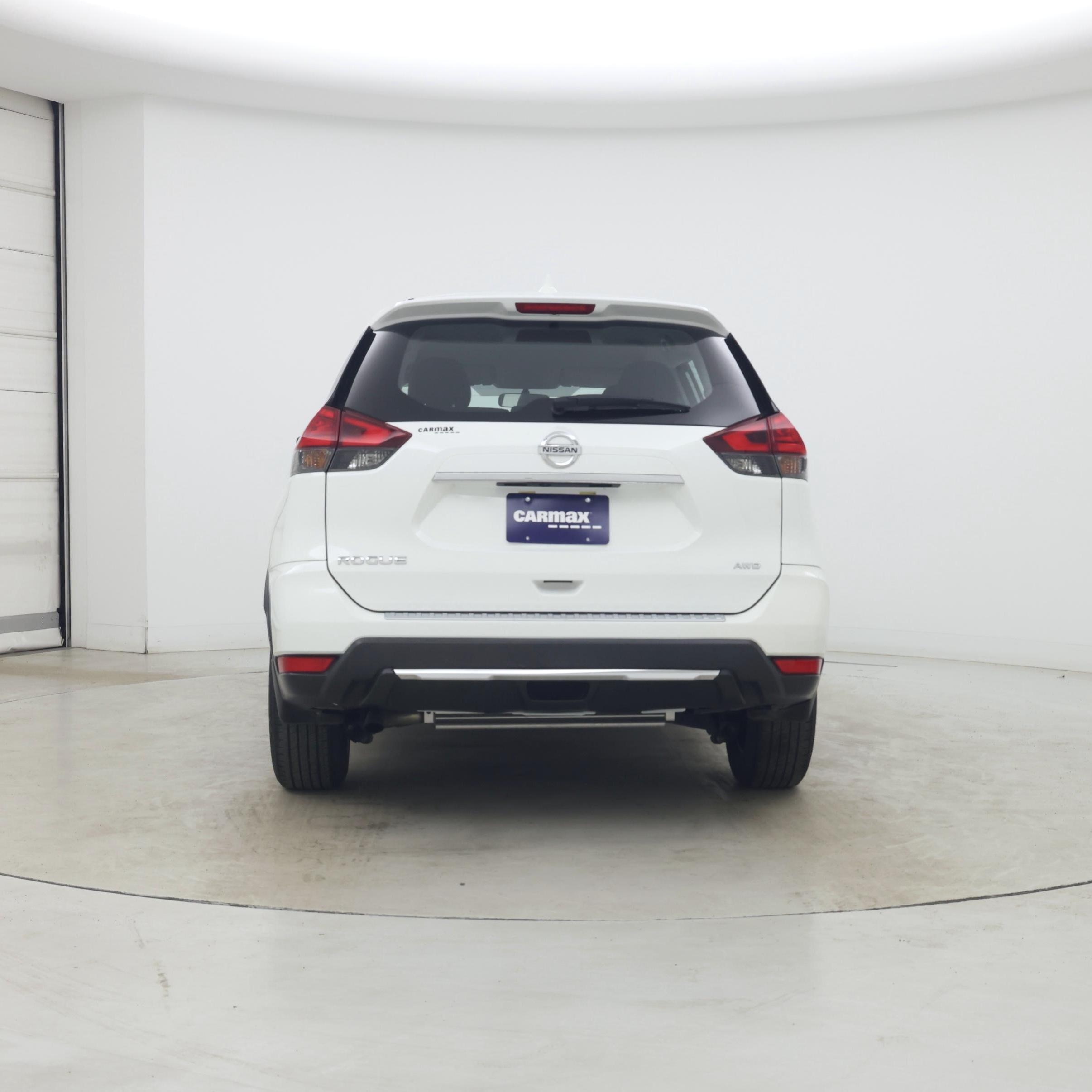 Thumbnail: 2017 Nissan Rogue - 6