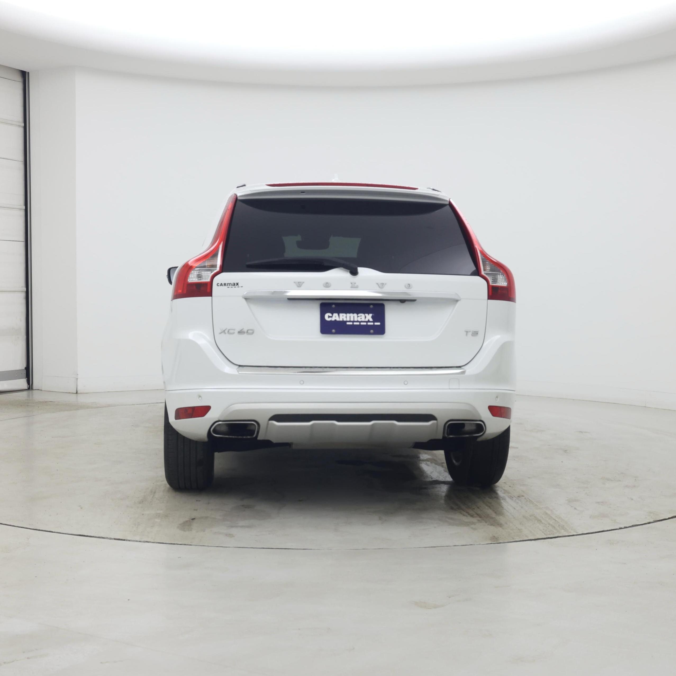 Thumbnail: 2016 Volvo XC60 - 6